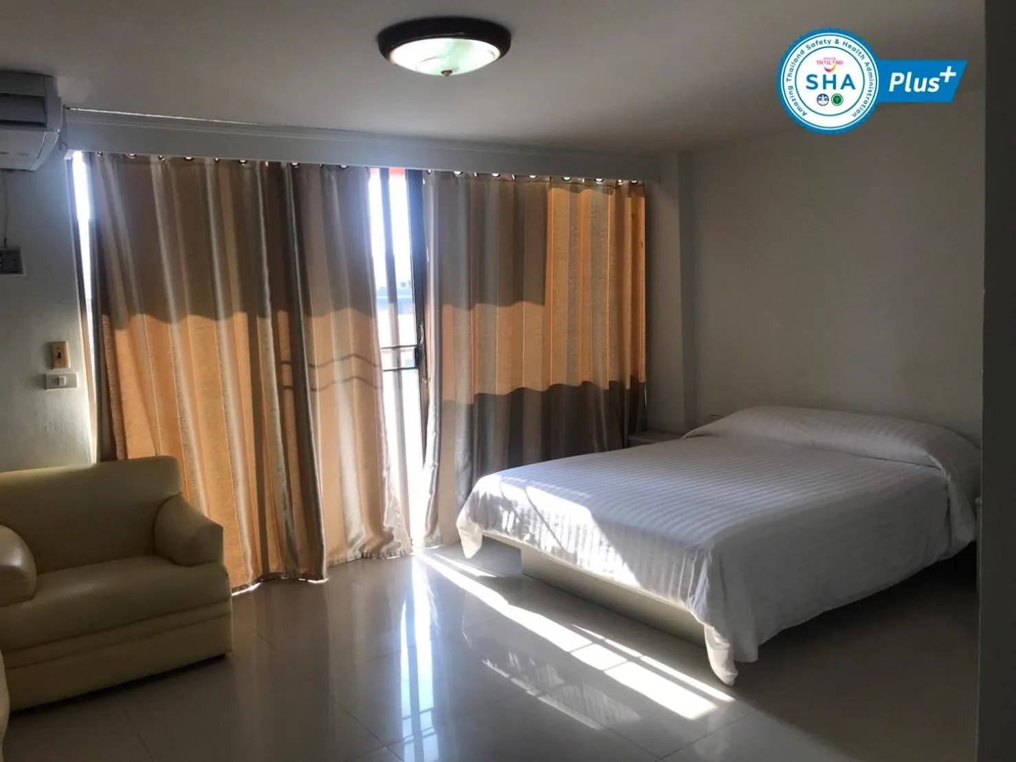 Bed in Jomtien Longstay Hotel - SHA Plus Certified
