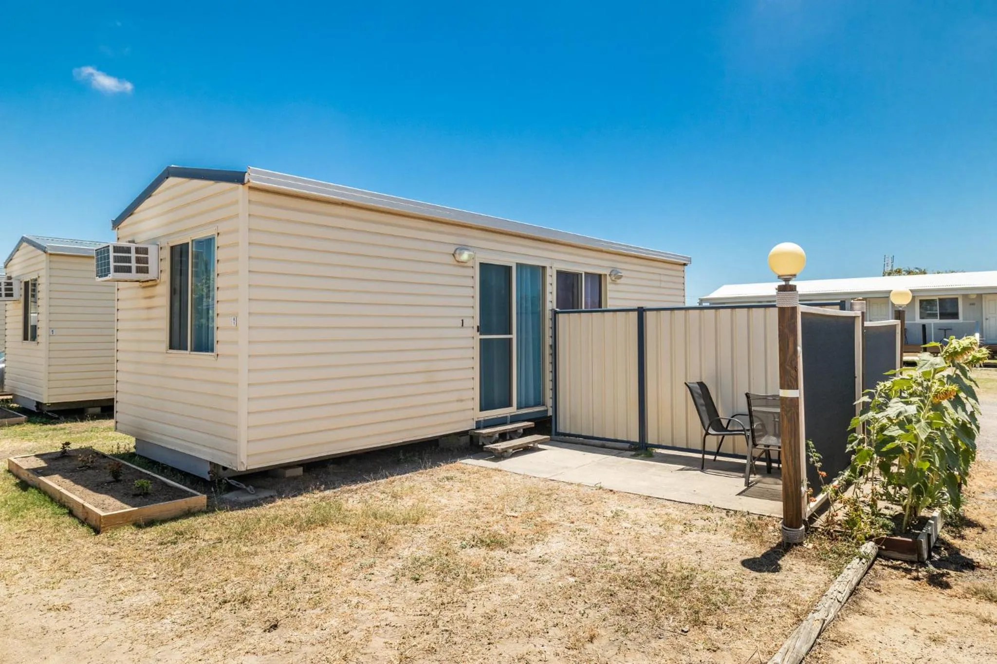 Property building in Harbour Lights Tourist Park