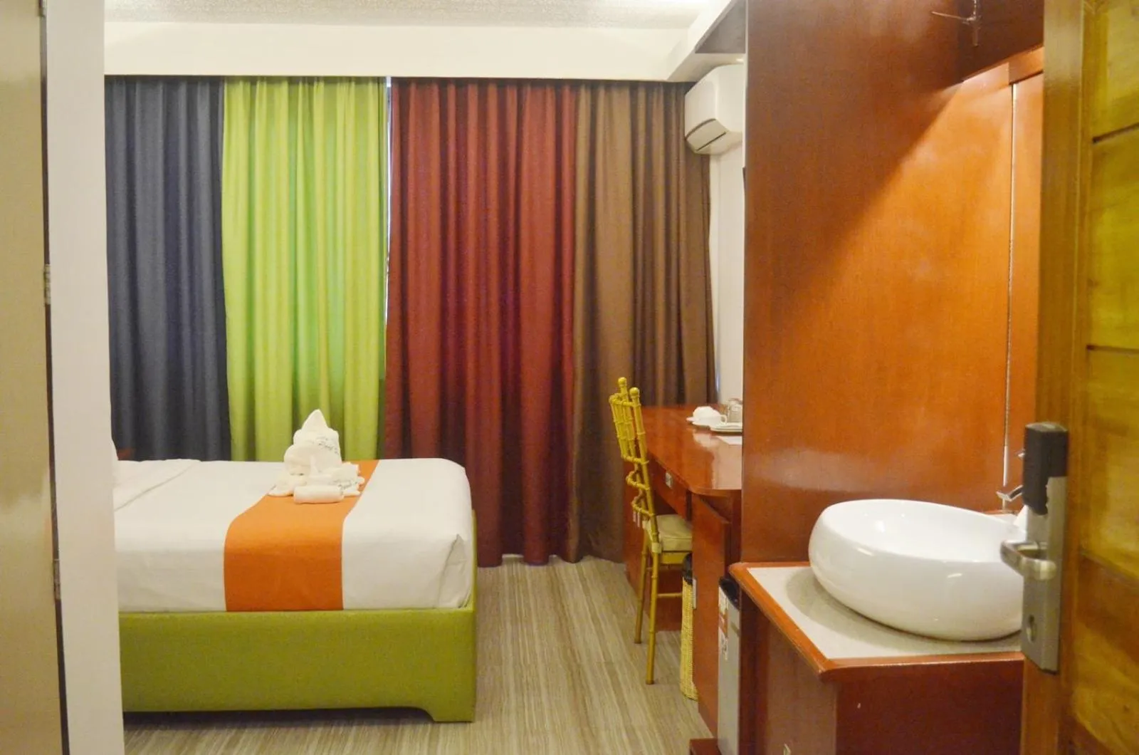 Photo of the whole room, Bed in Villa Israel Ecopark El Nido