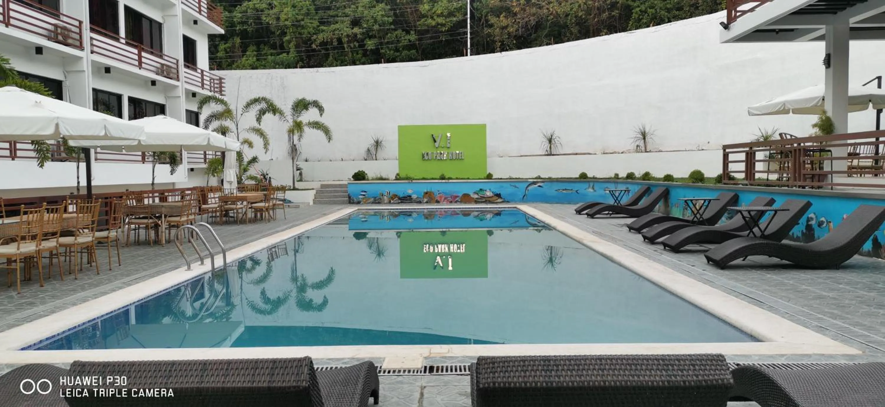 Swimming pool in Villa Israel Ecopark El Nido