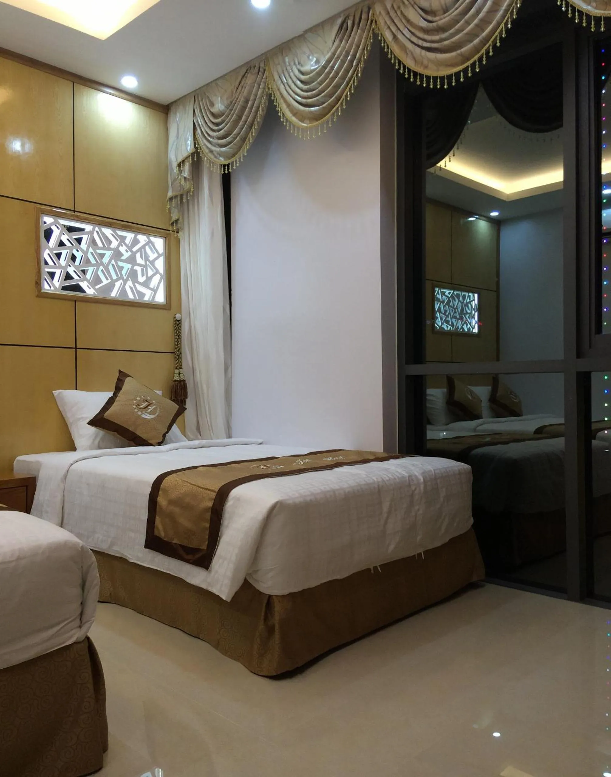 Decorative detail, Bed in Jeanne Hotel