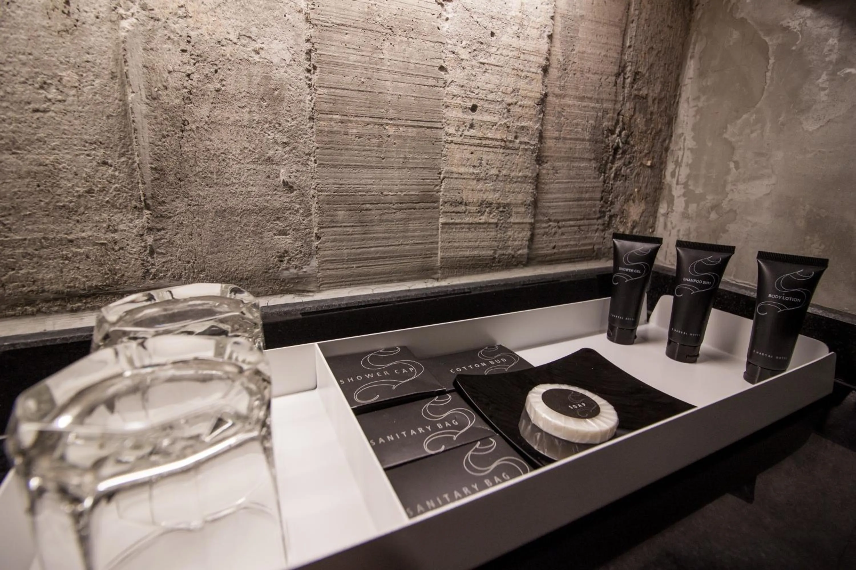 Bathroom in S Hadyai Hotel