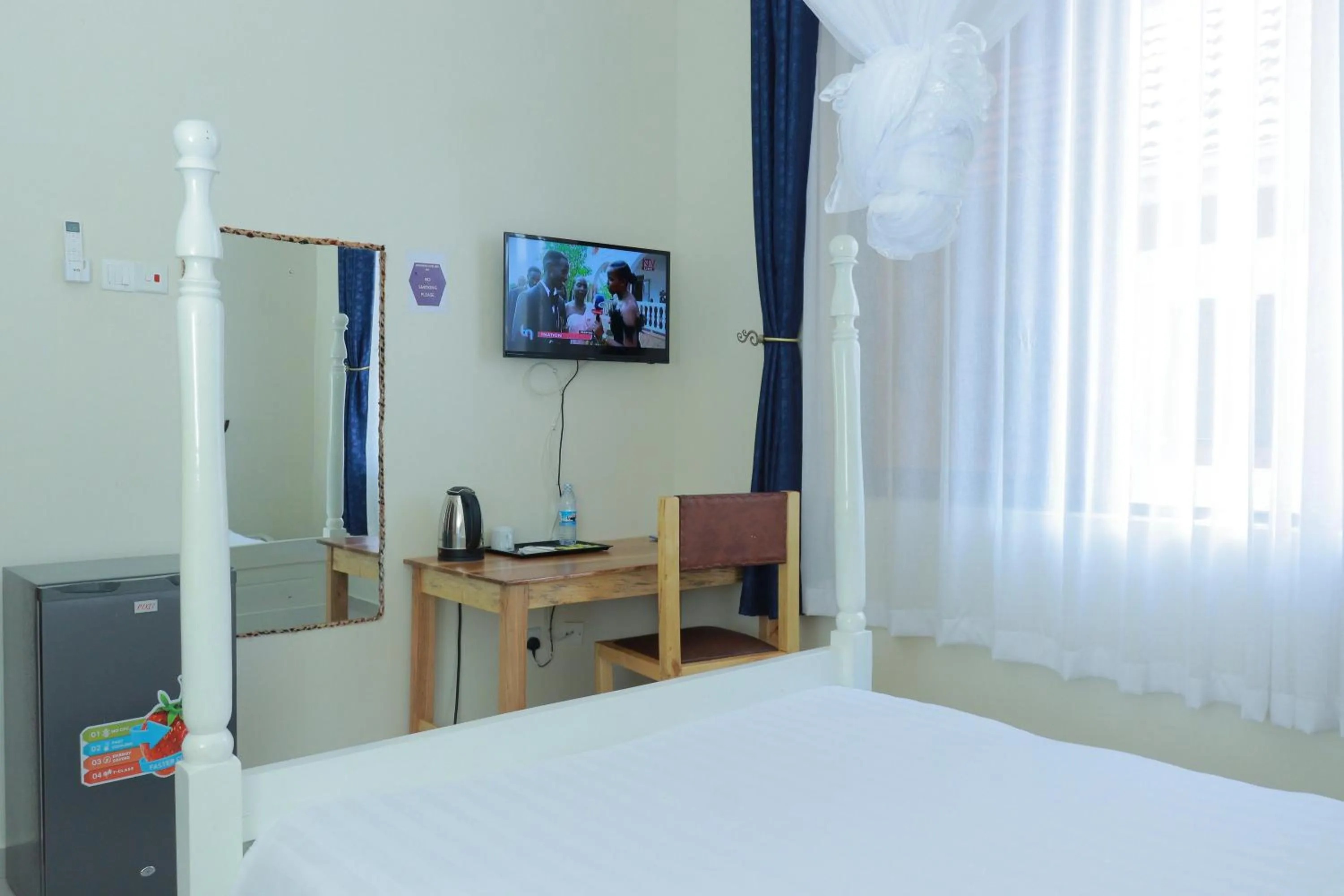 TV and multimedia, Bed in Mowicribs Hotel and Spa