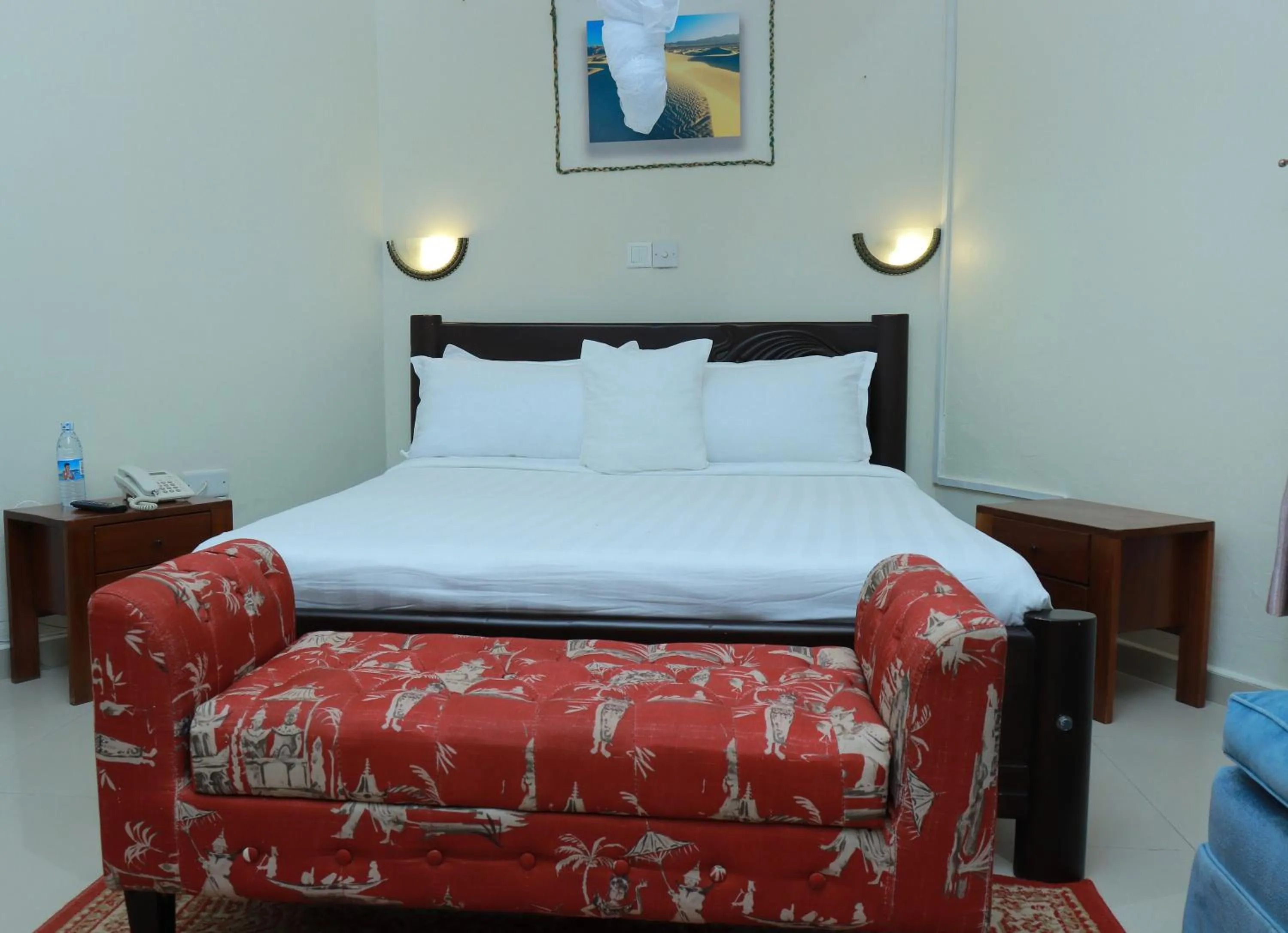 Bed in Mowicribs Hotel and Spa