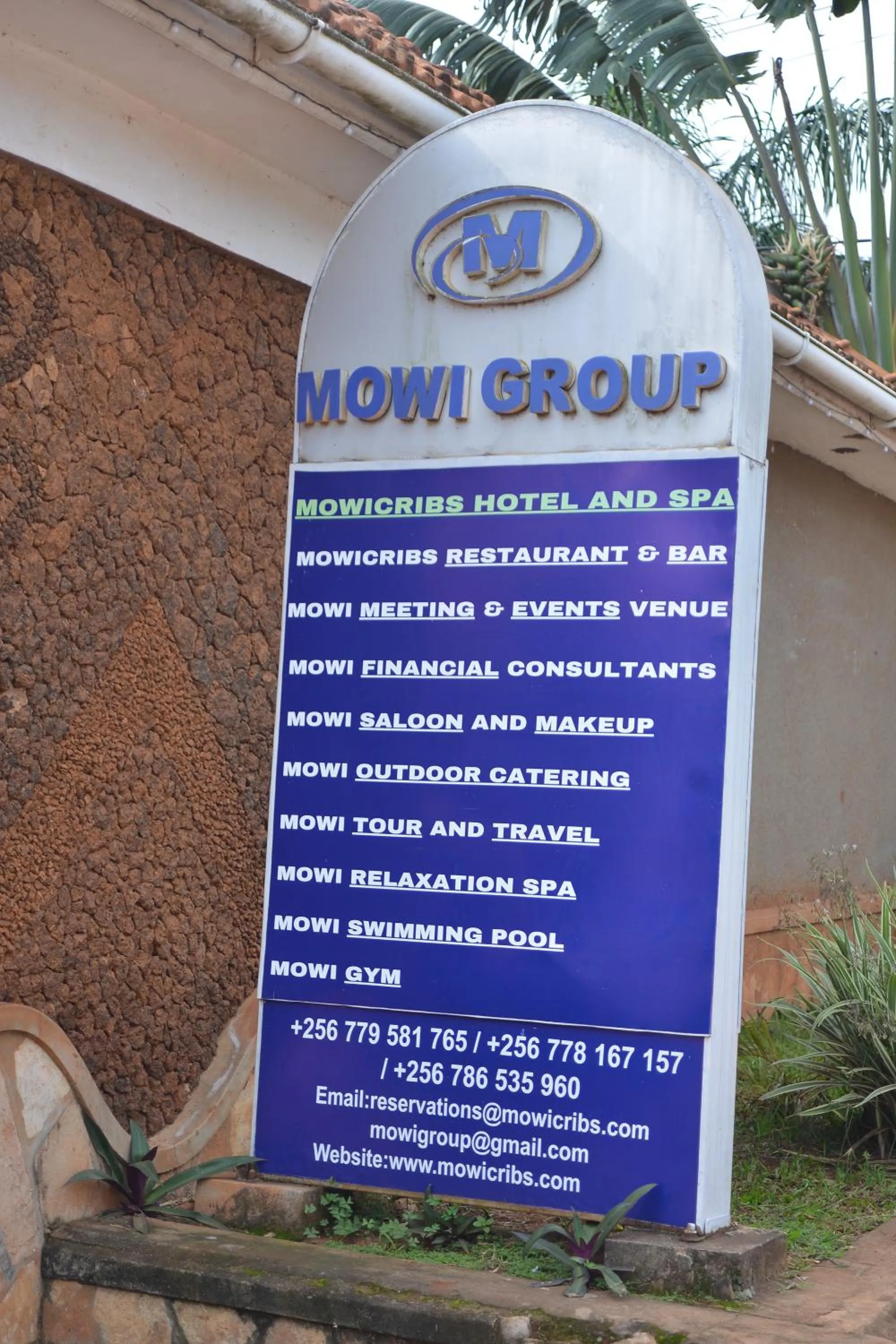 Property building in Mowicribs Hotel and Spa