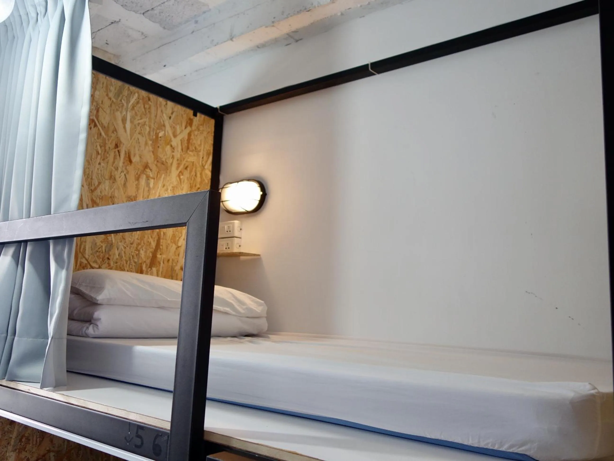 bunk bed, Bed in Old Man Captain