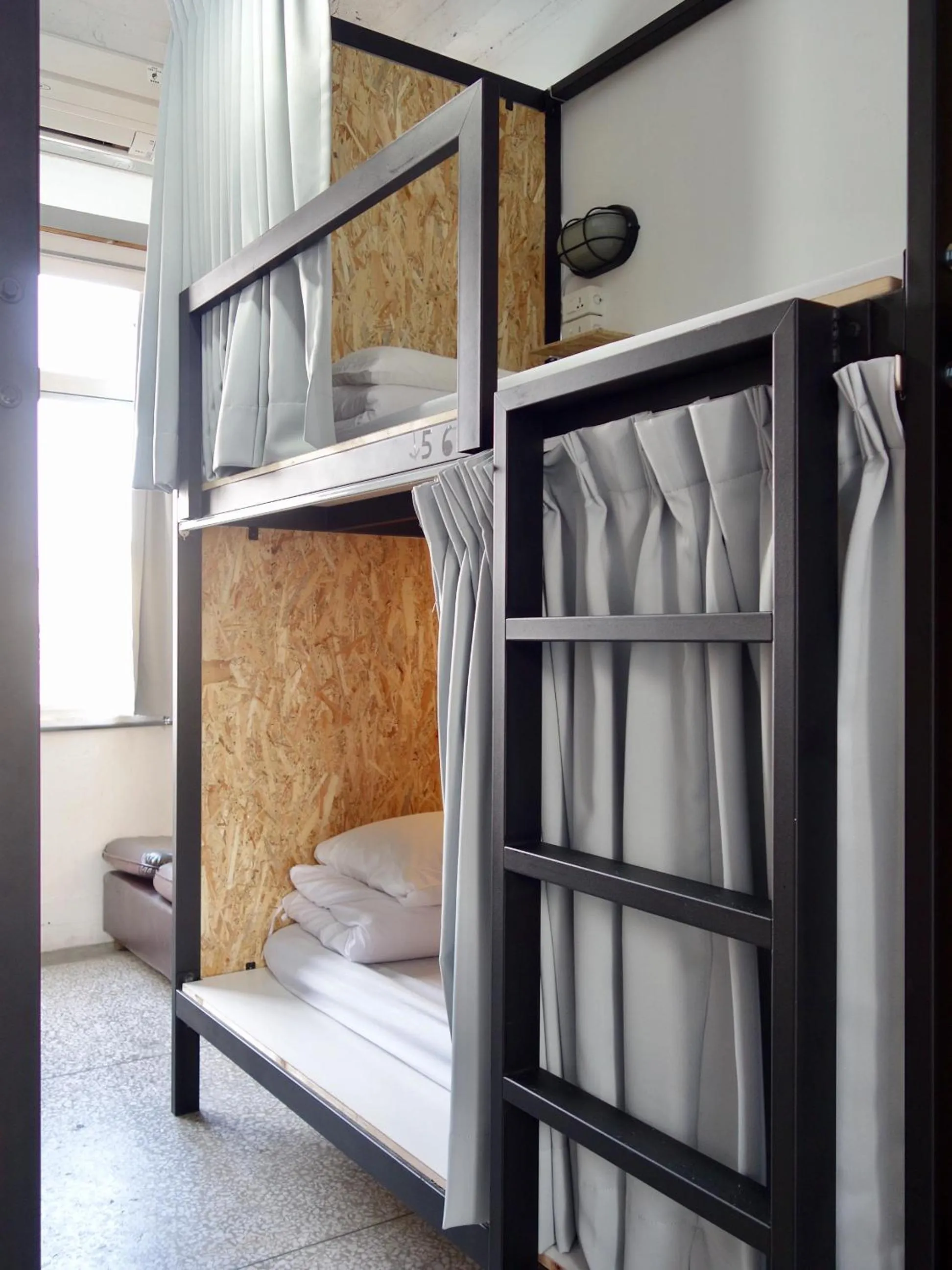 bunk bed, Bed in Old Man Captain