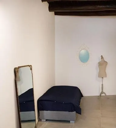 Photo of the whole room, Bed in Decumano 23