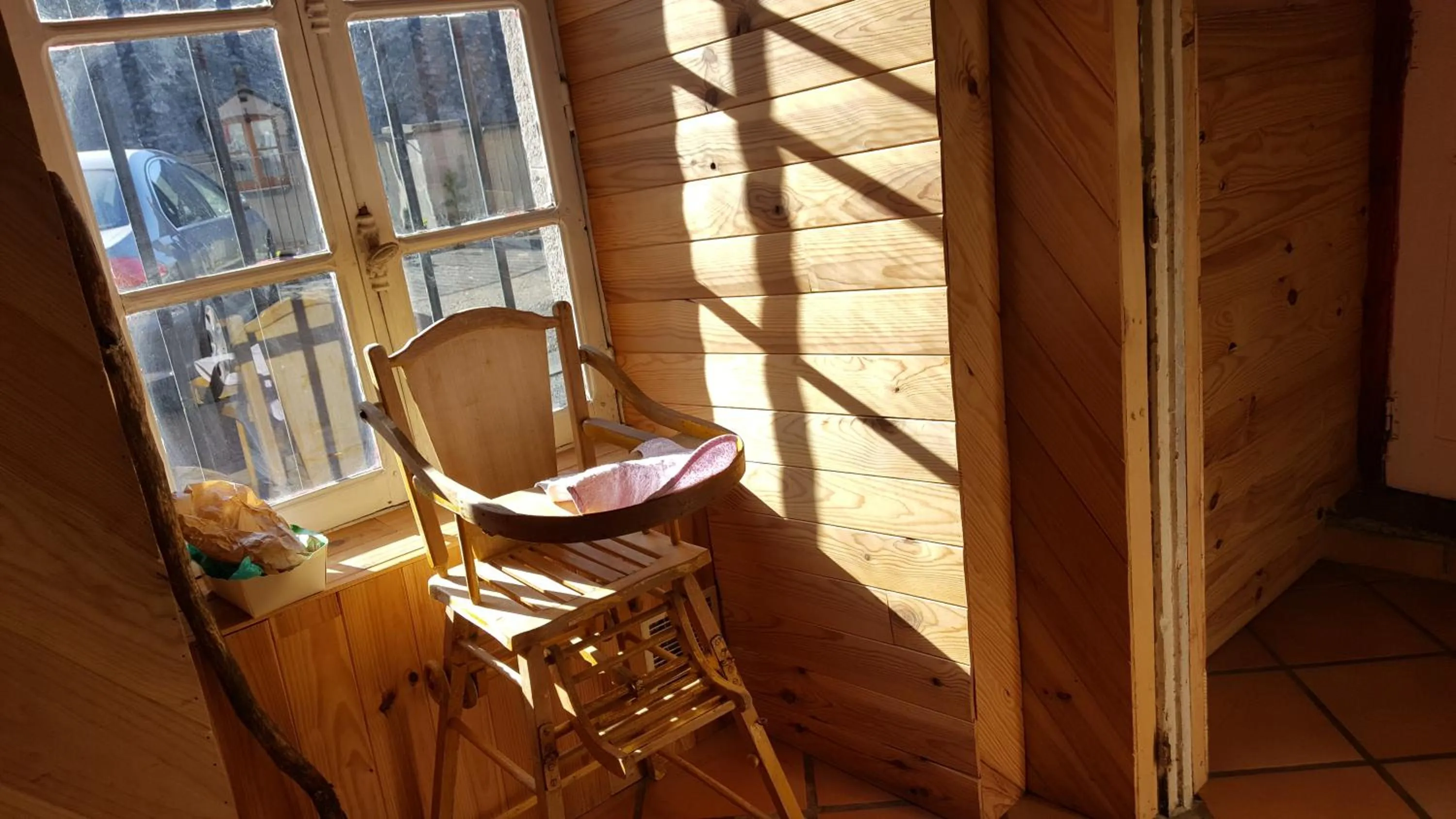 young children in Relais des castors