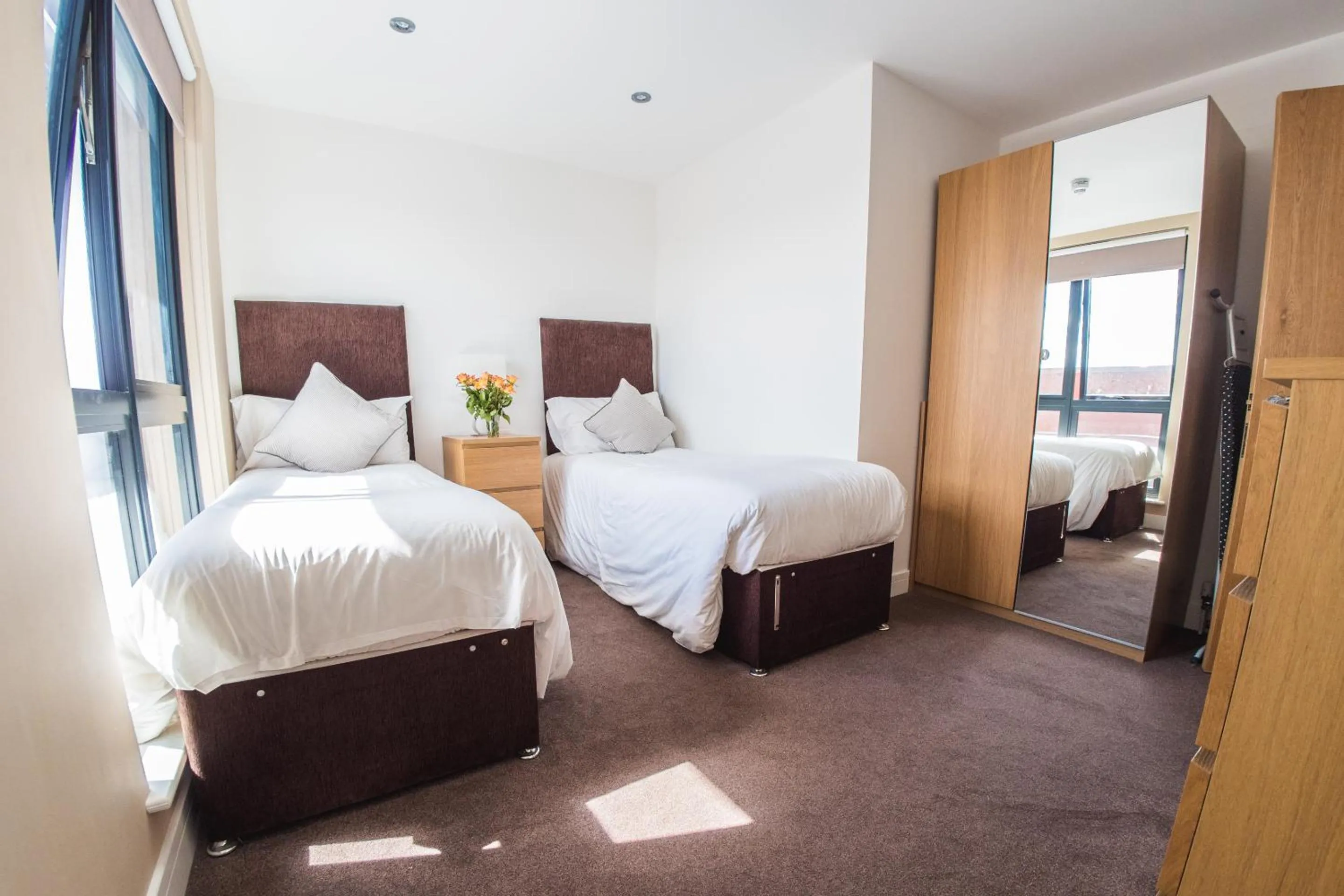 Bedroom, Bed in Ilford Tower Apartments