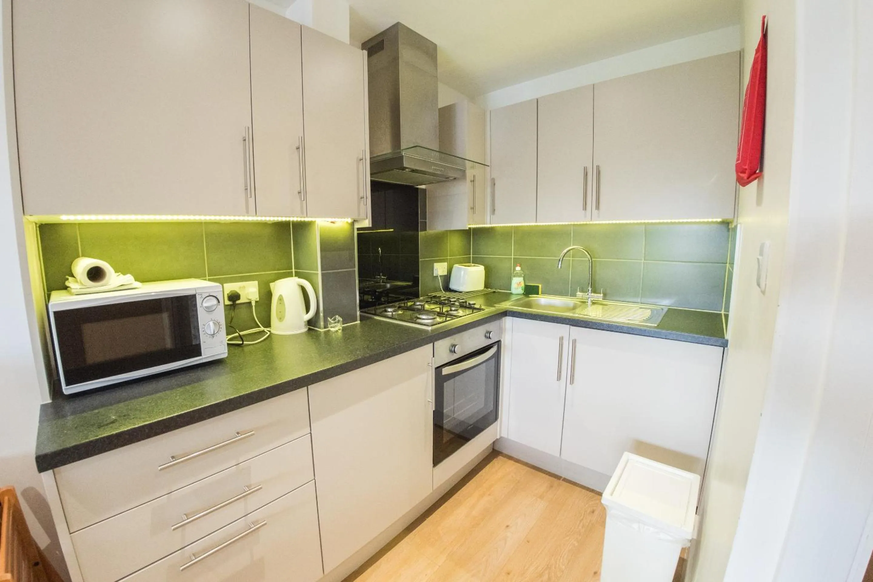 Kitchen or kitchenette in Ilford Tower Apartments