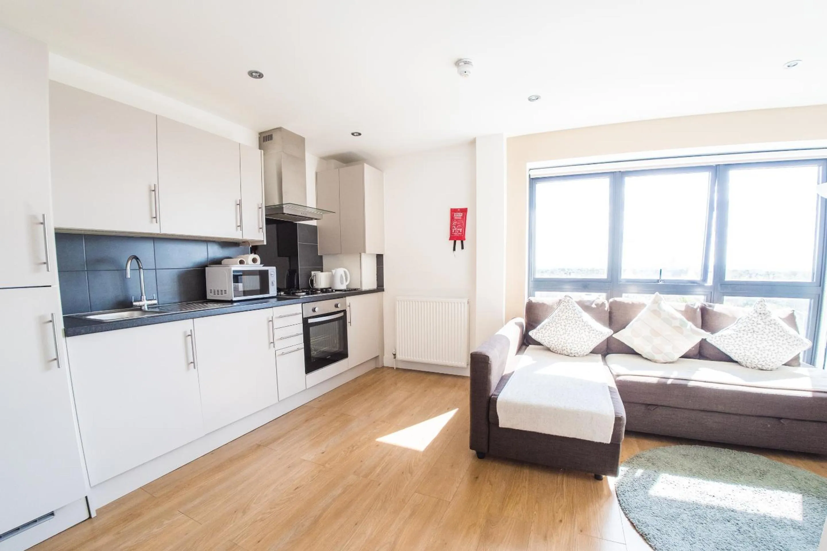 Kitchen or kitchenette in Ilford Tower Apartments