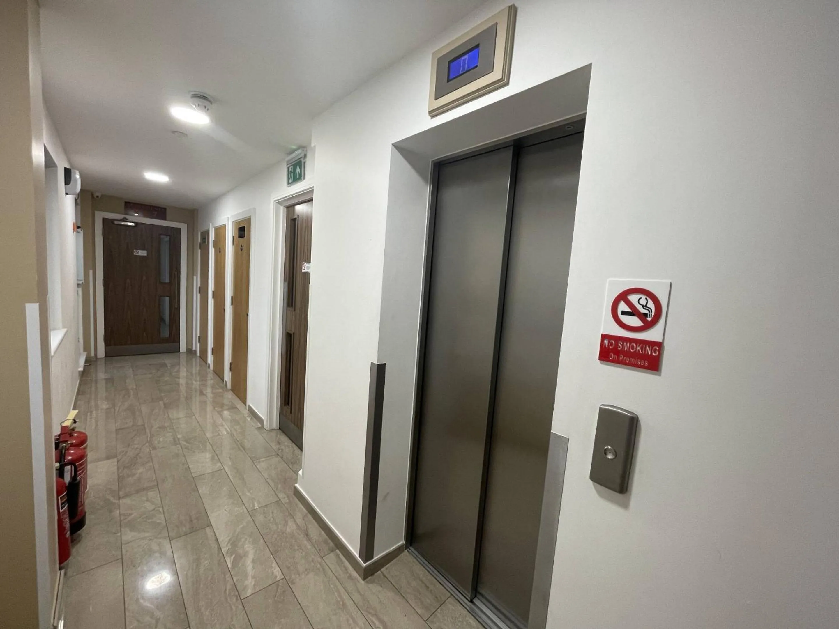 Lobby or reception in Ilford Tower Apartments