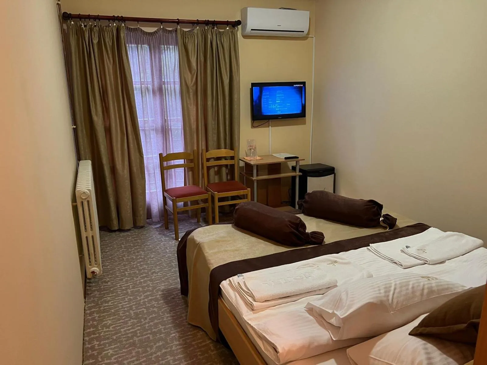 Bed in Hotel Dva Goluba