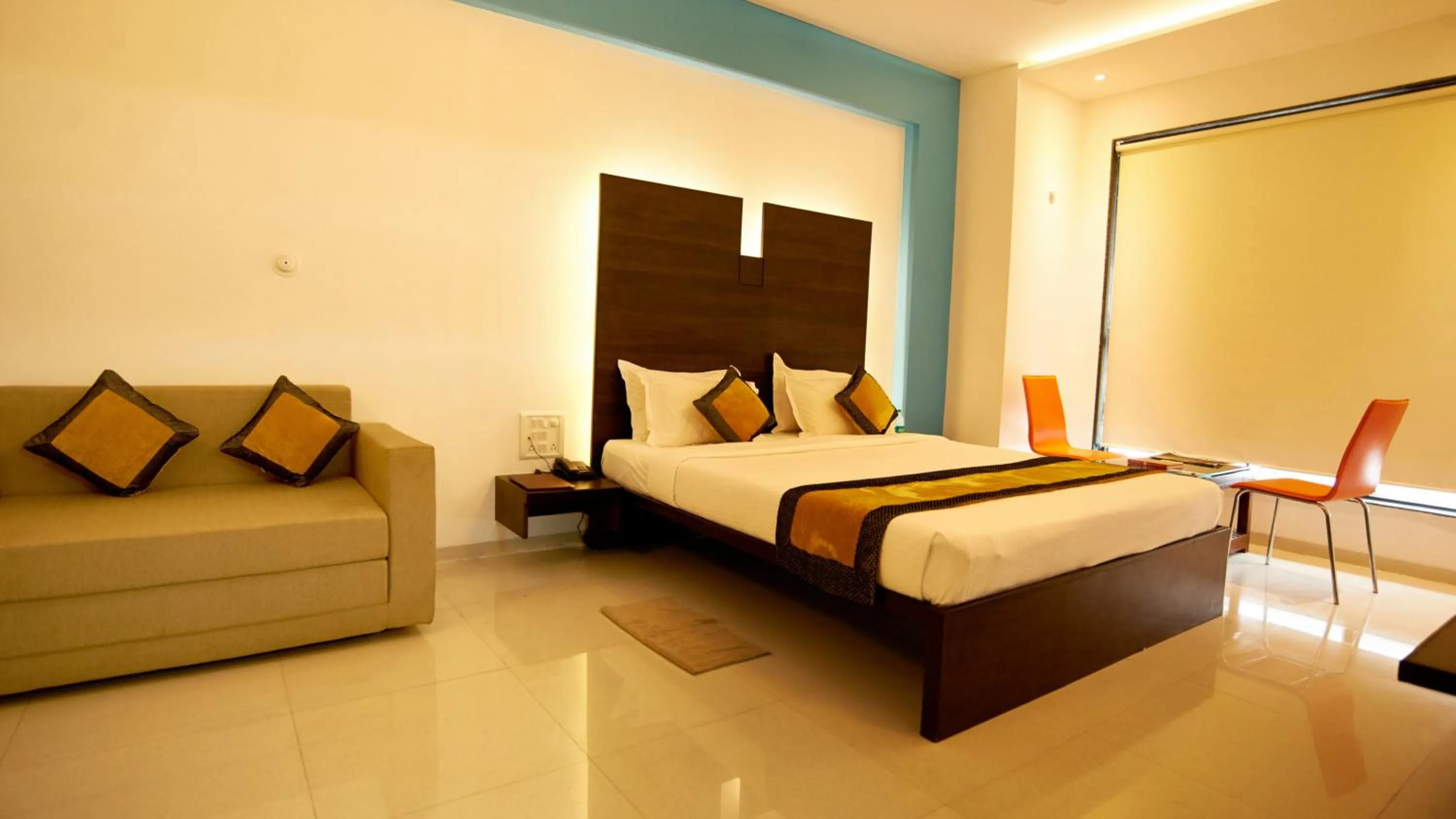 Photo of the whole room, Bed in Hotel Golden View