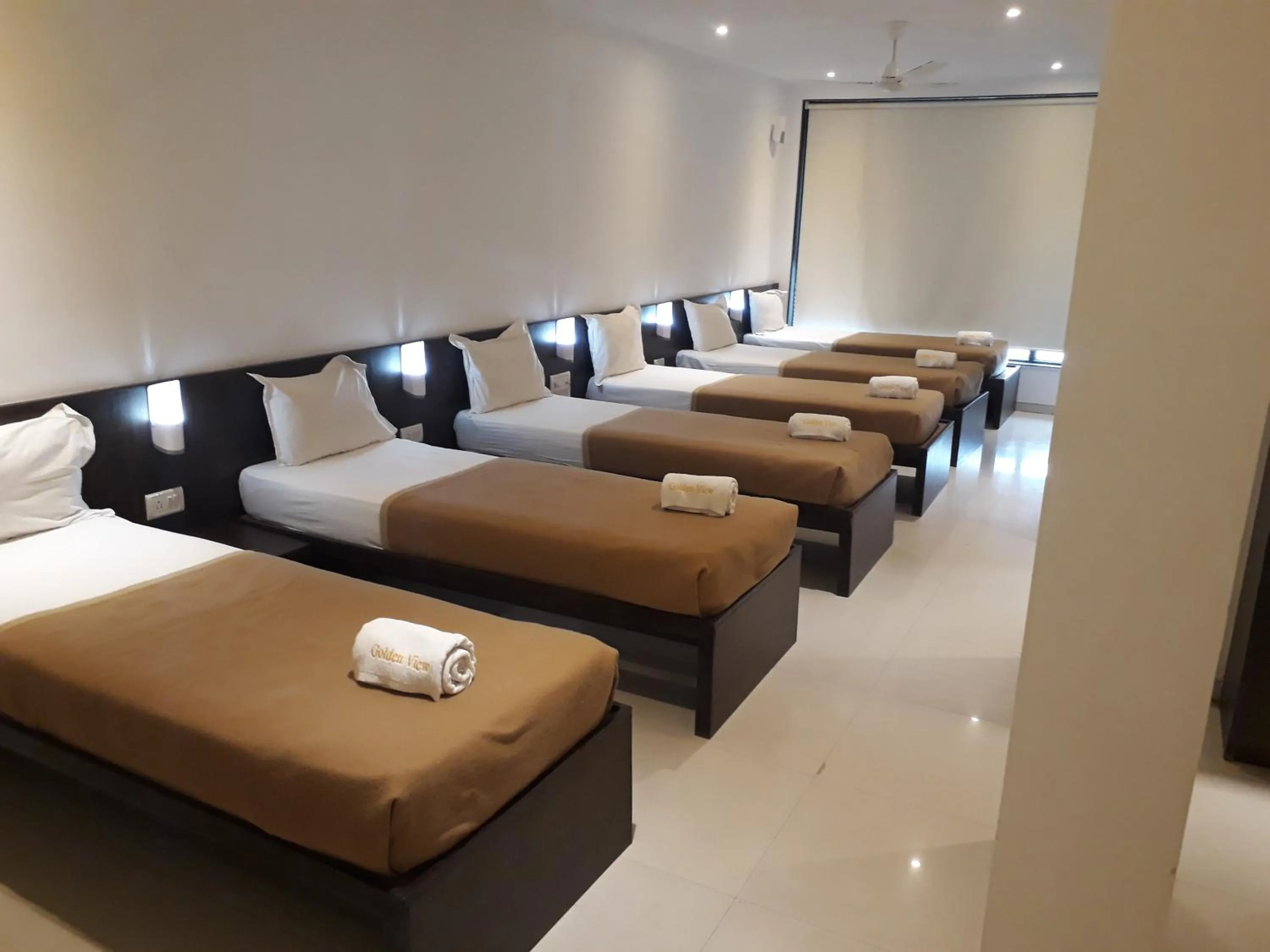 bunk bed, Bed in Hotel Golden View