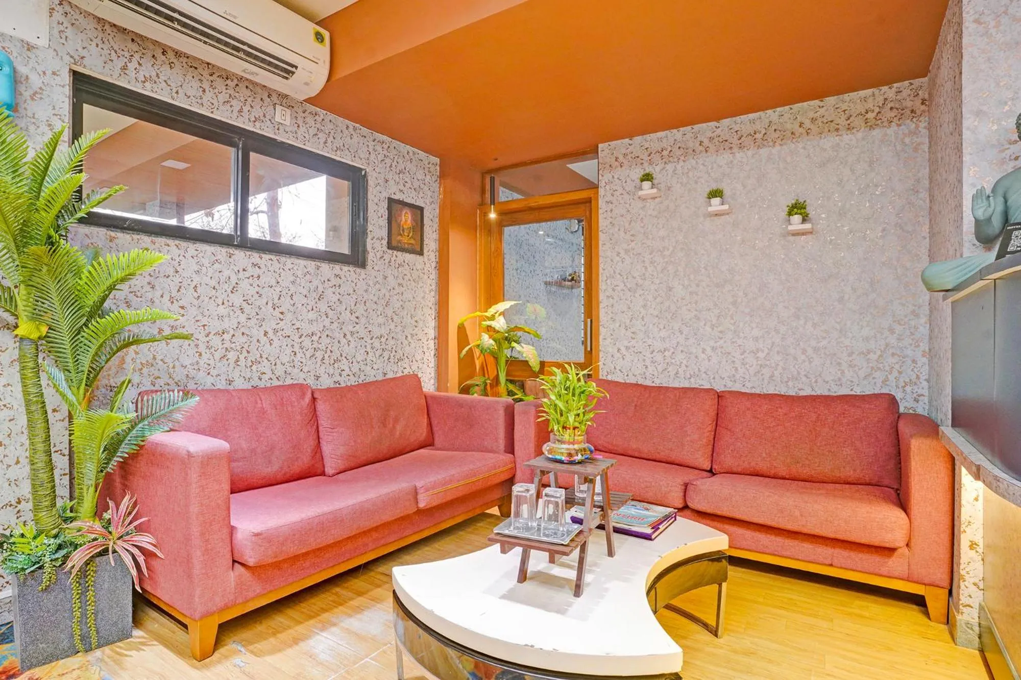 Seating area in FabHotel Siddharth Inn - Nr Siddharth Bunglows