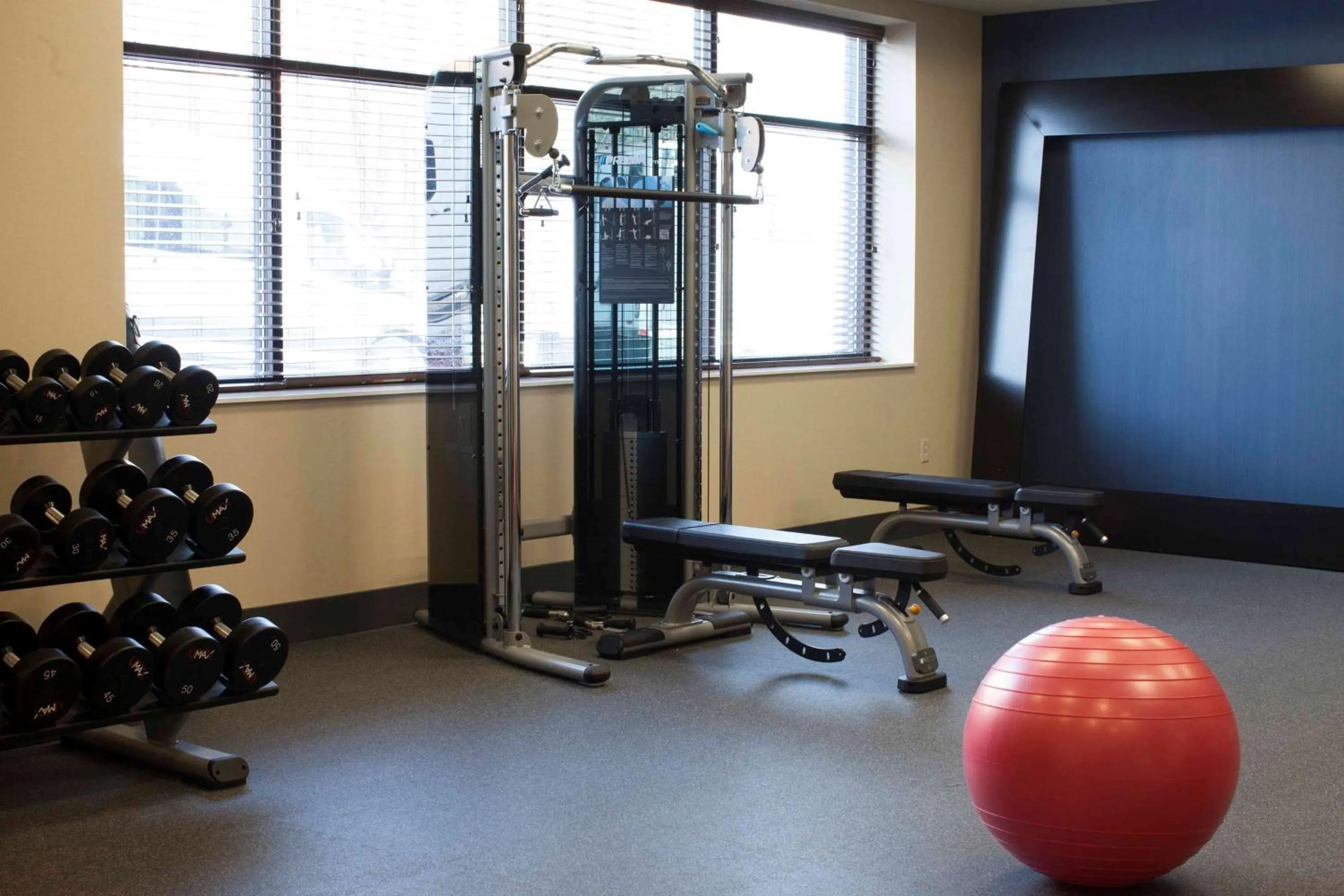 Fitness centre/facilities in Hampton Inn & Suites St. Paul Downtown