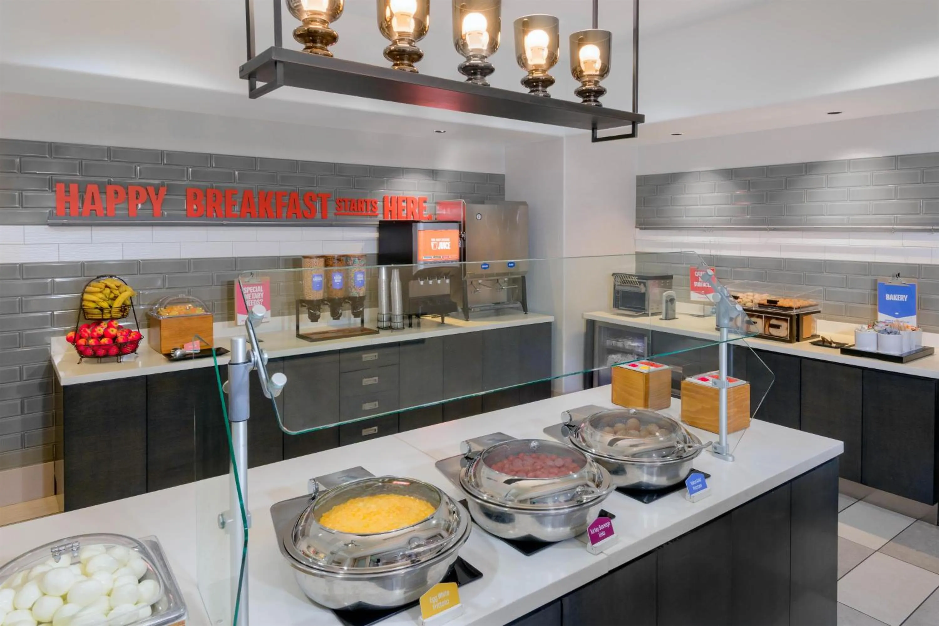 Breakfast in Hampton Inn & Suites Tampa Airport Avion Park Westshore