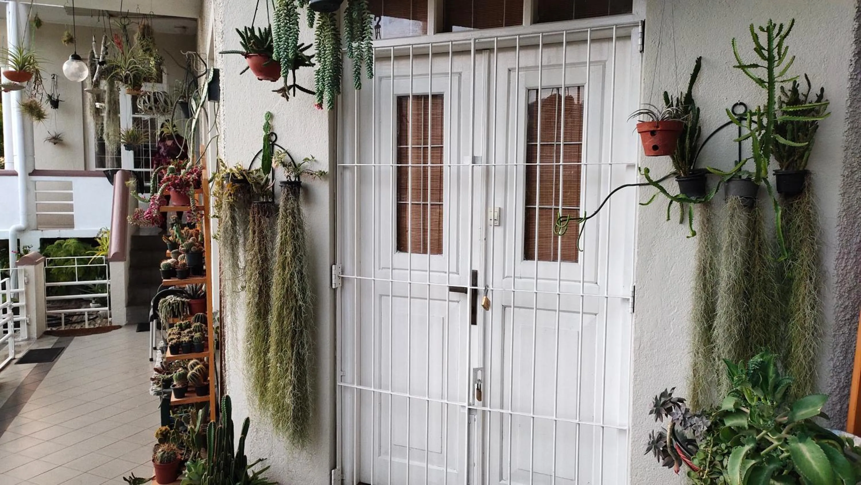 Facade/entrance in Marvel Hills Kandy