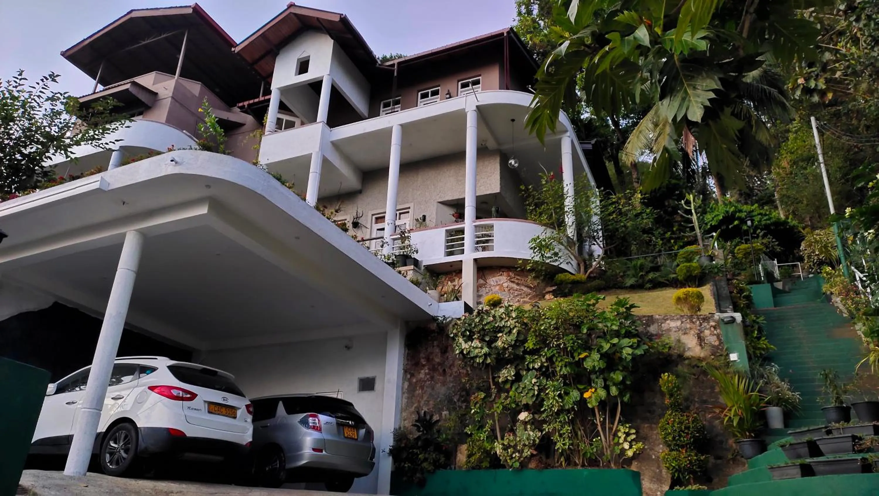 Property building in Marvel Hills Kandy