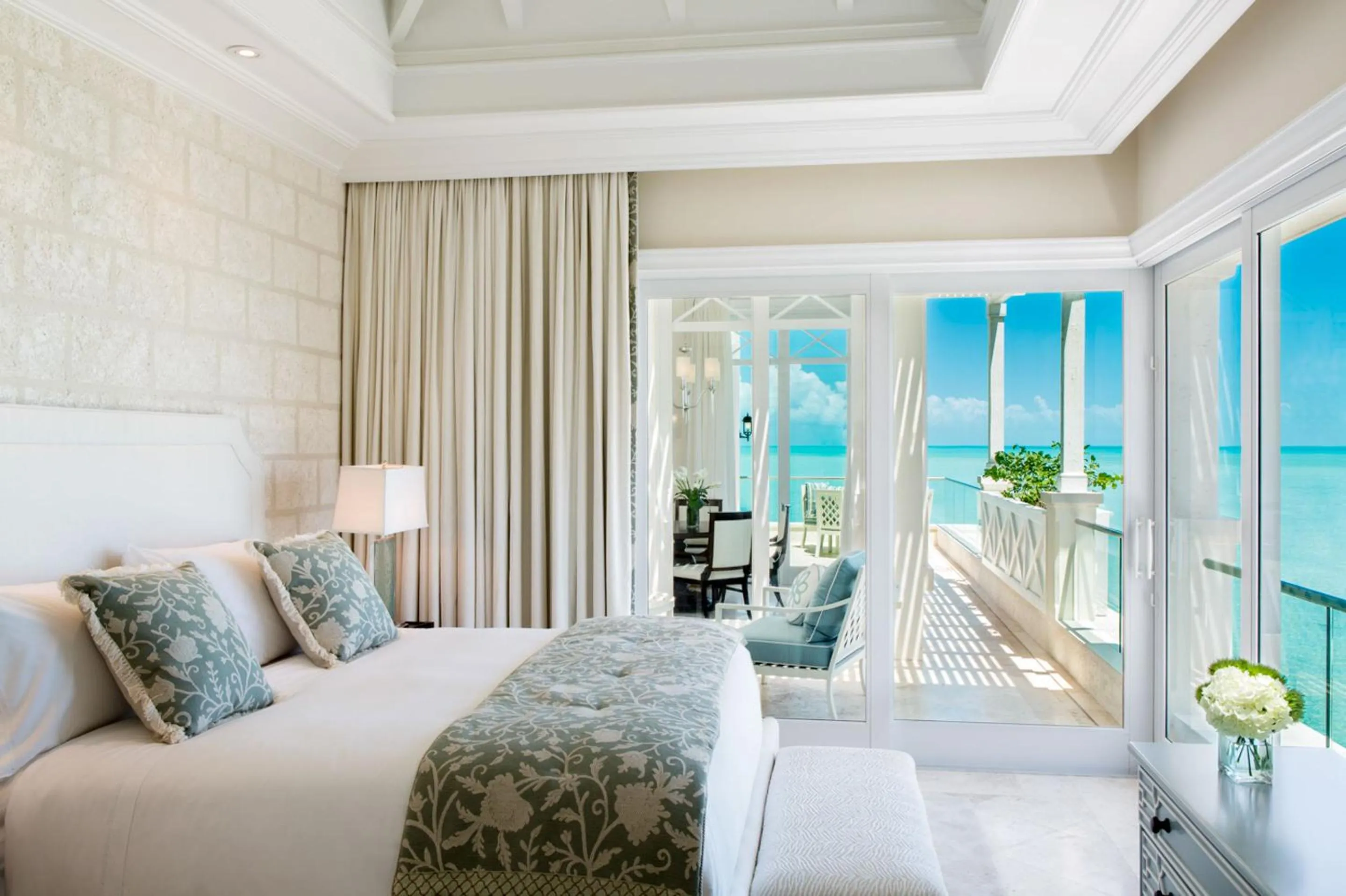 Bedroom, Bed in The Shore Club Turks & Caicos