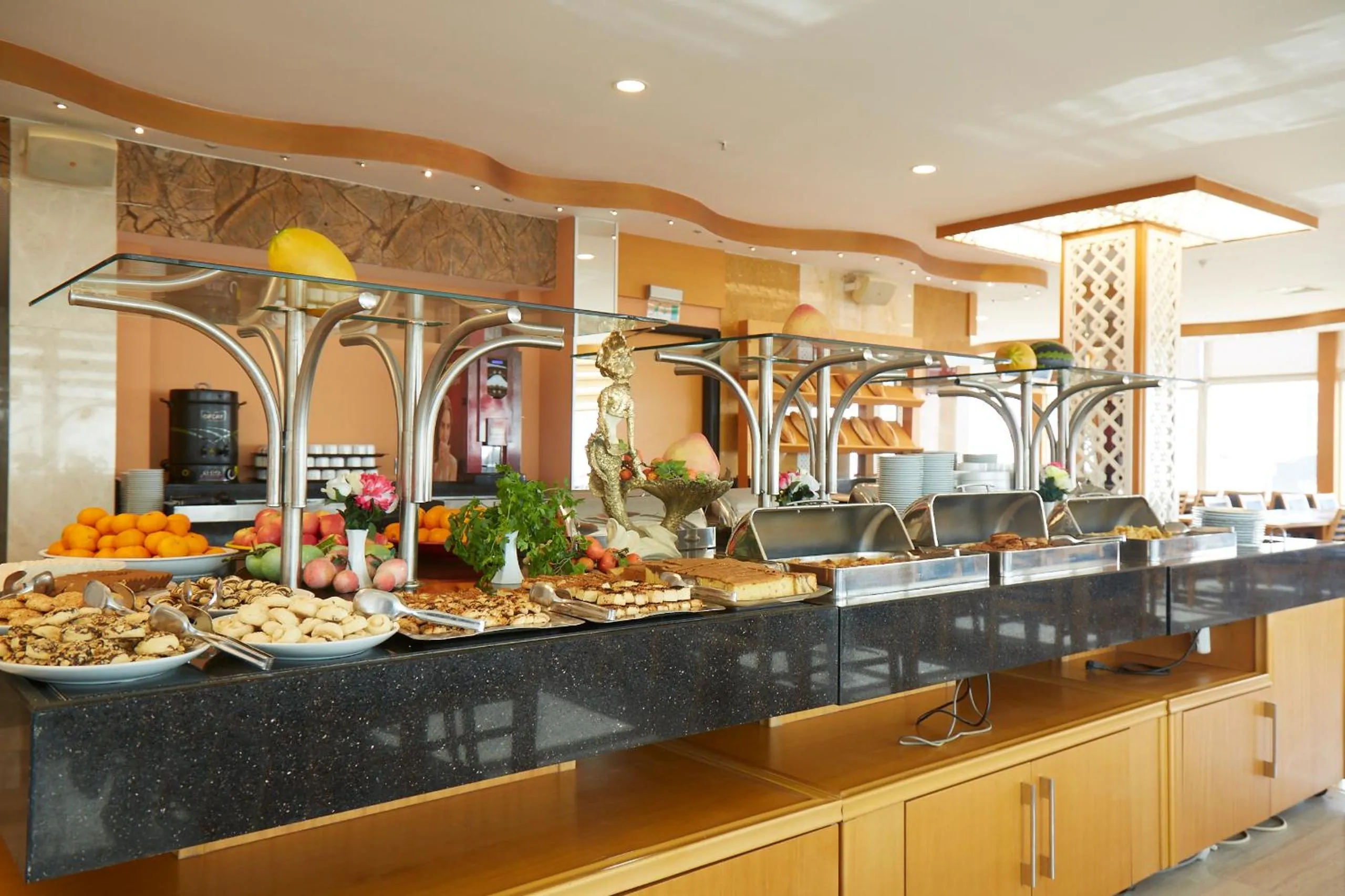 Restaurant/places to eat in Ilkbal Deluxe Hotel &Spa Istanbul