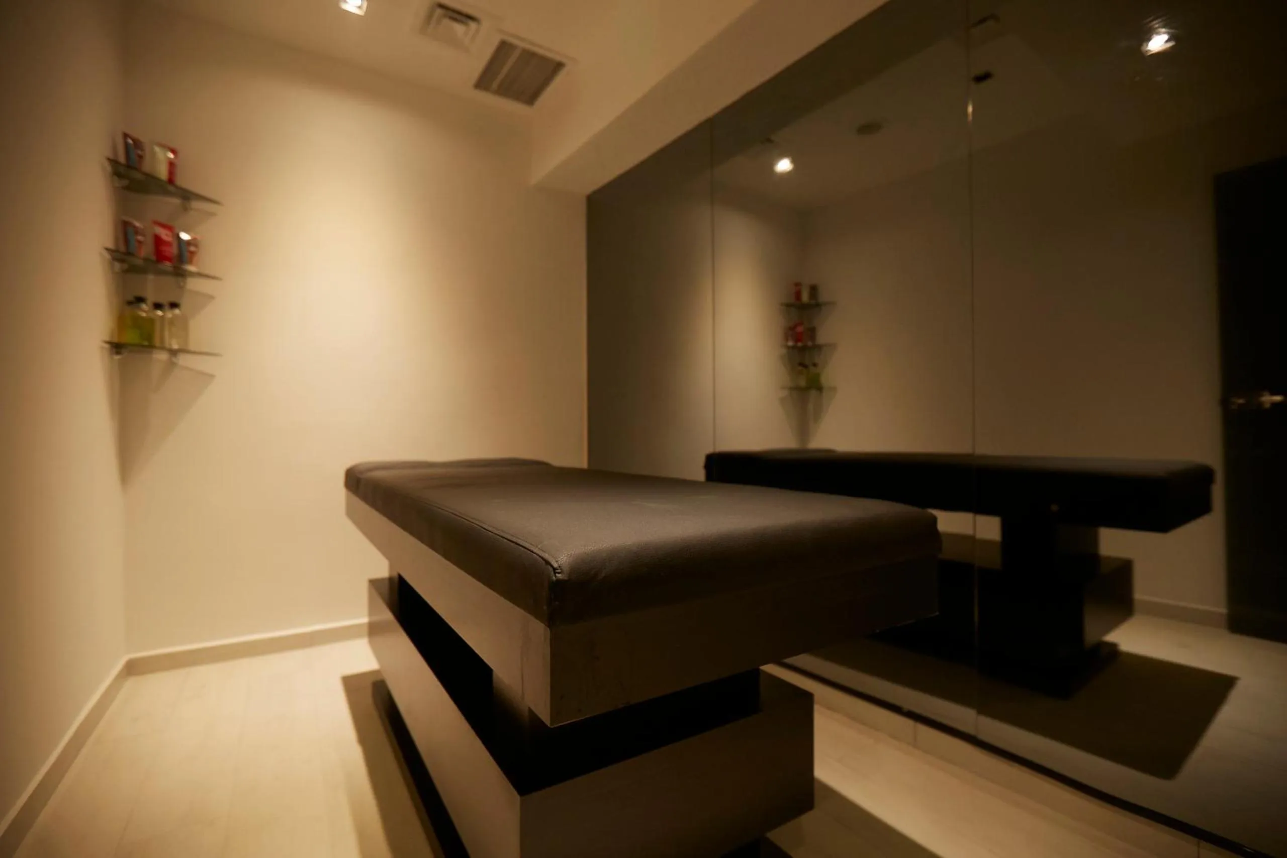 Massage in Ilkbal Deluxe Hotel &Spa Istanbul