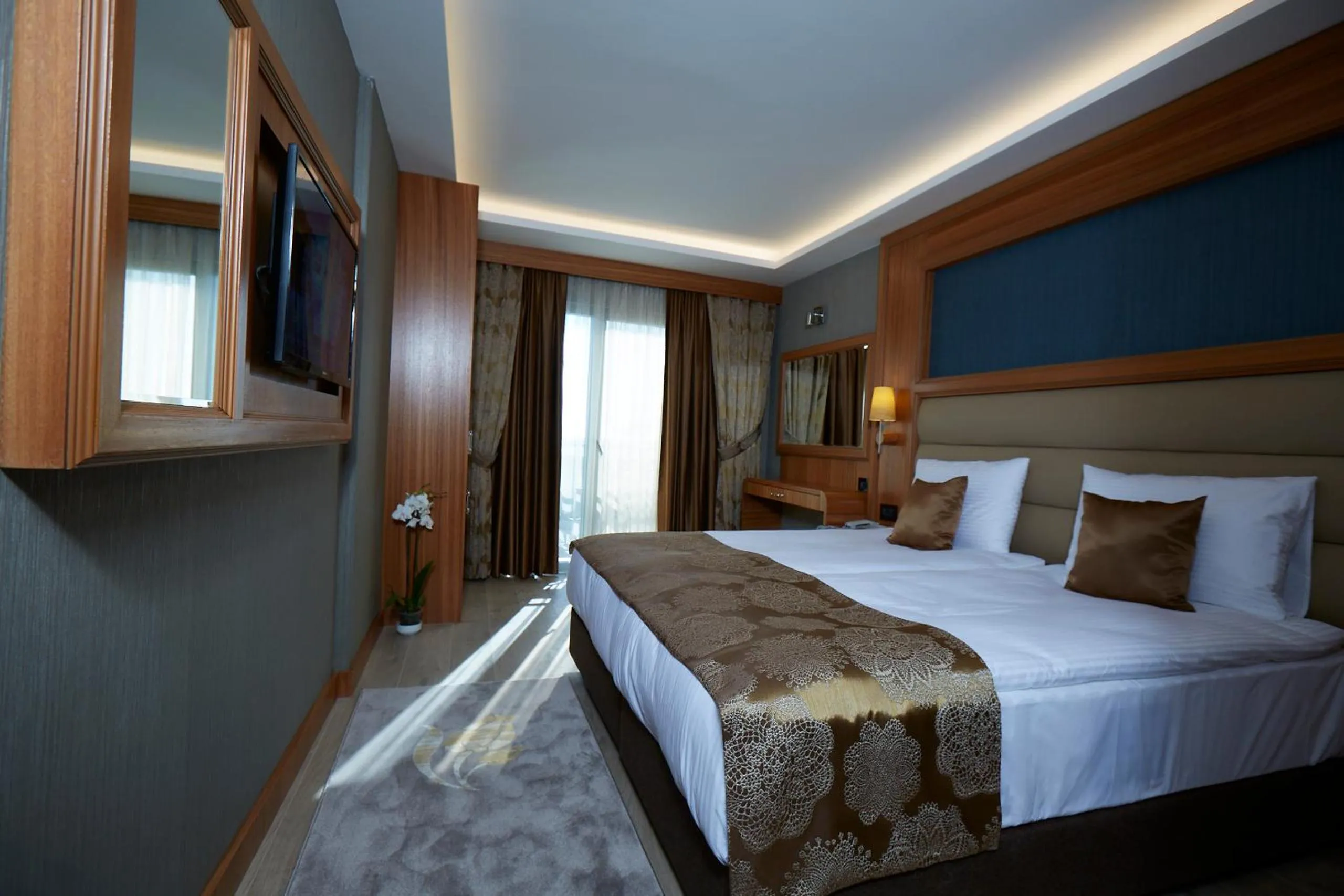 Bed in Ilkbal Deluxe Hotel &Spa Istanbul