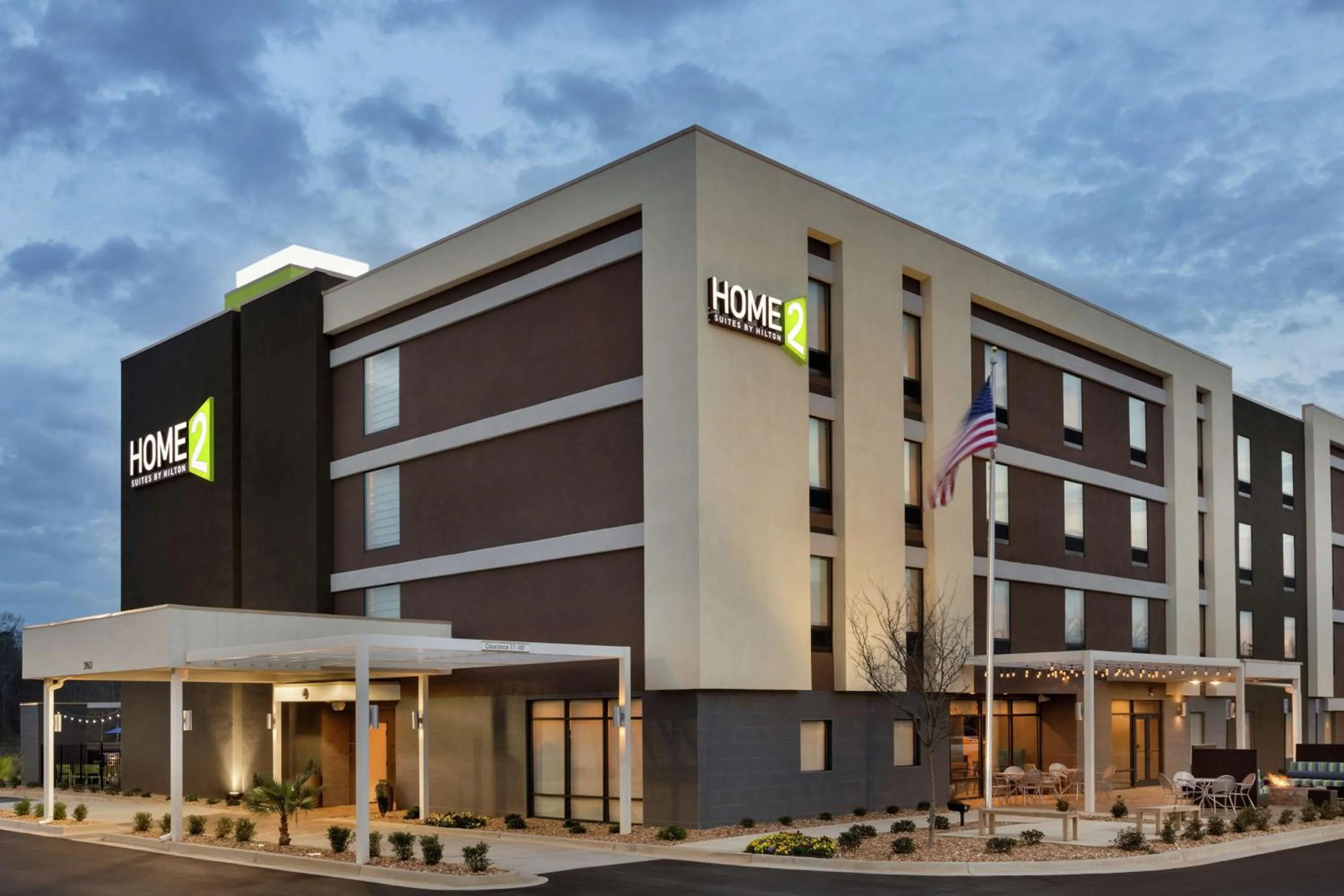 Property building in Home2 Suites By Hilton Macon I-75 North