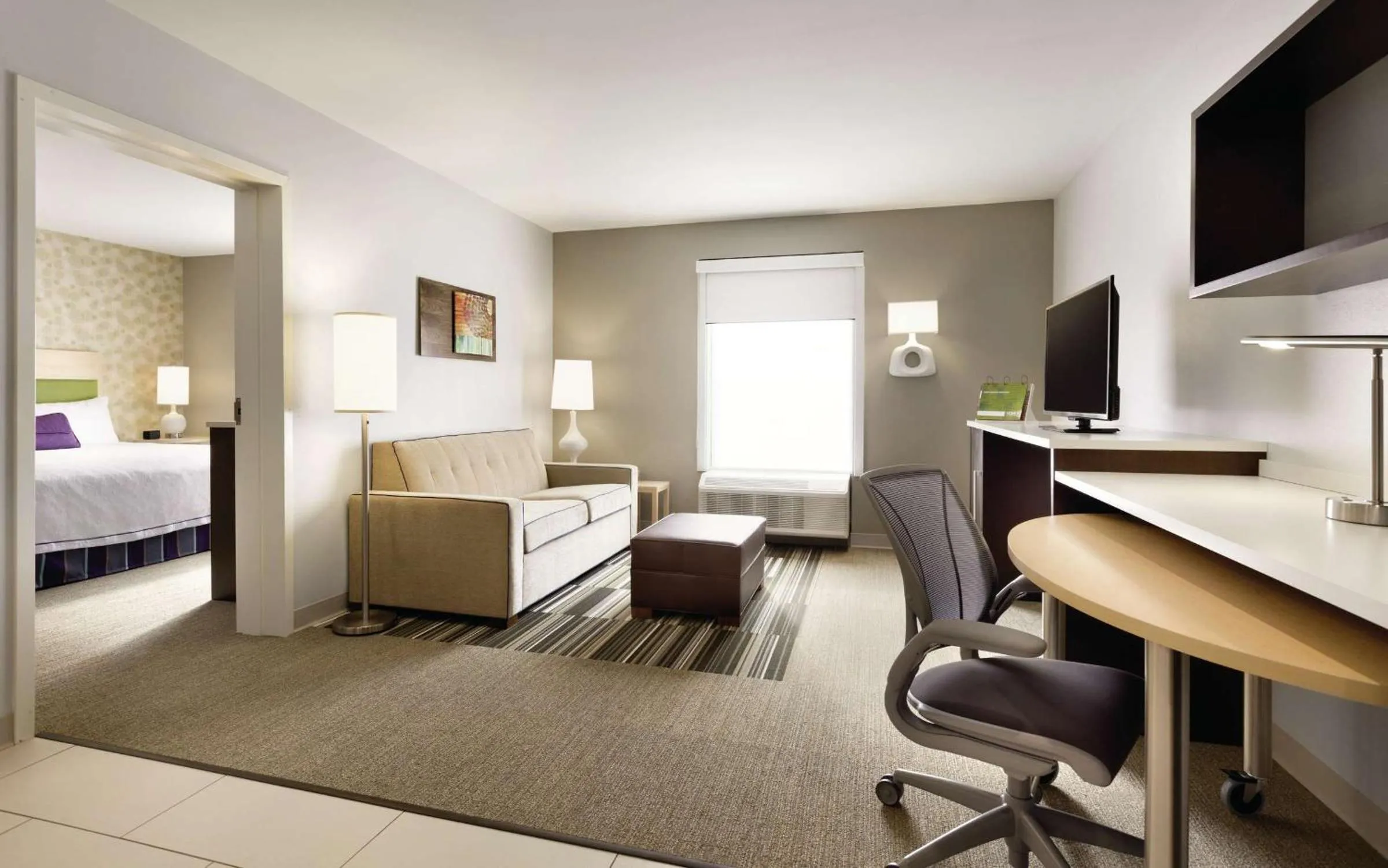 Bedroom, Bed in Home2 Suites By Hilton Macon I-75 North
