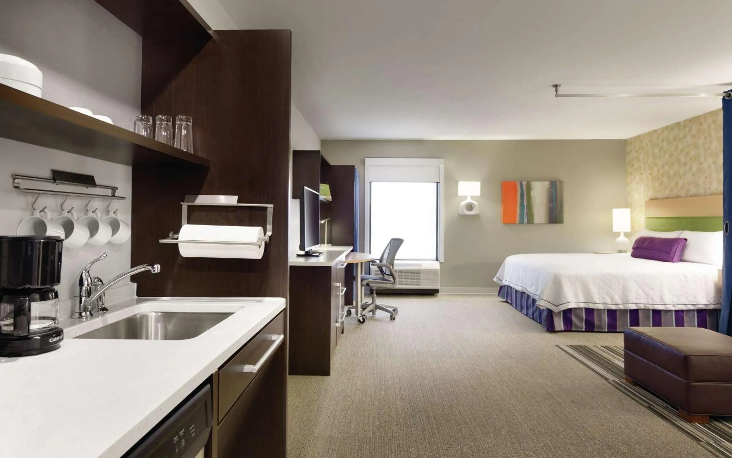 Bedroom, Bed in Home2 Suites By Hilton Macon I-75 North