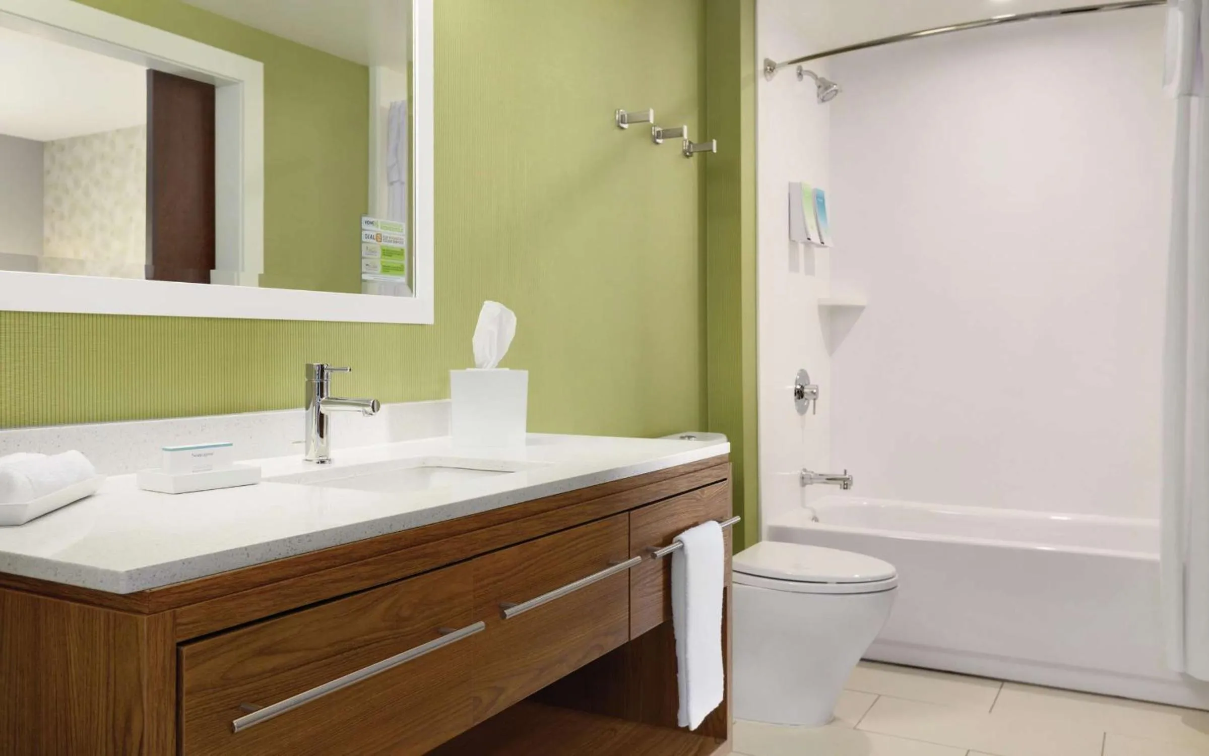 Bathroom in Home2 Suites By Hilton Macon I-75 North