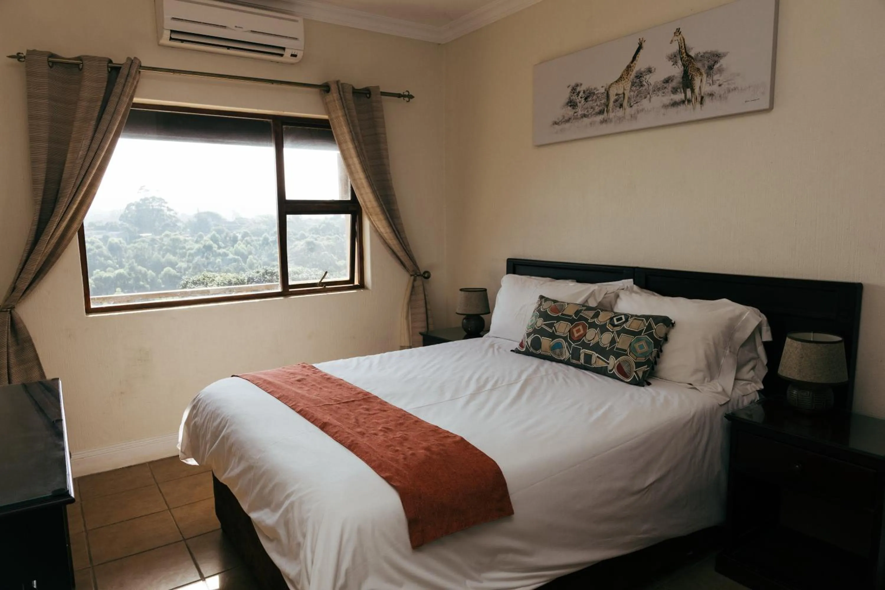 Bed in The Edwardian