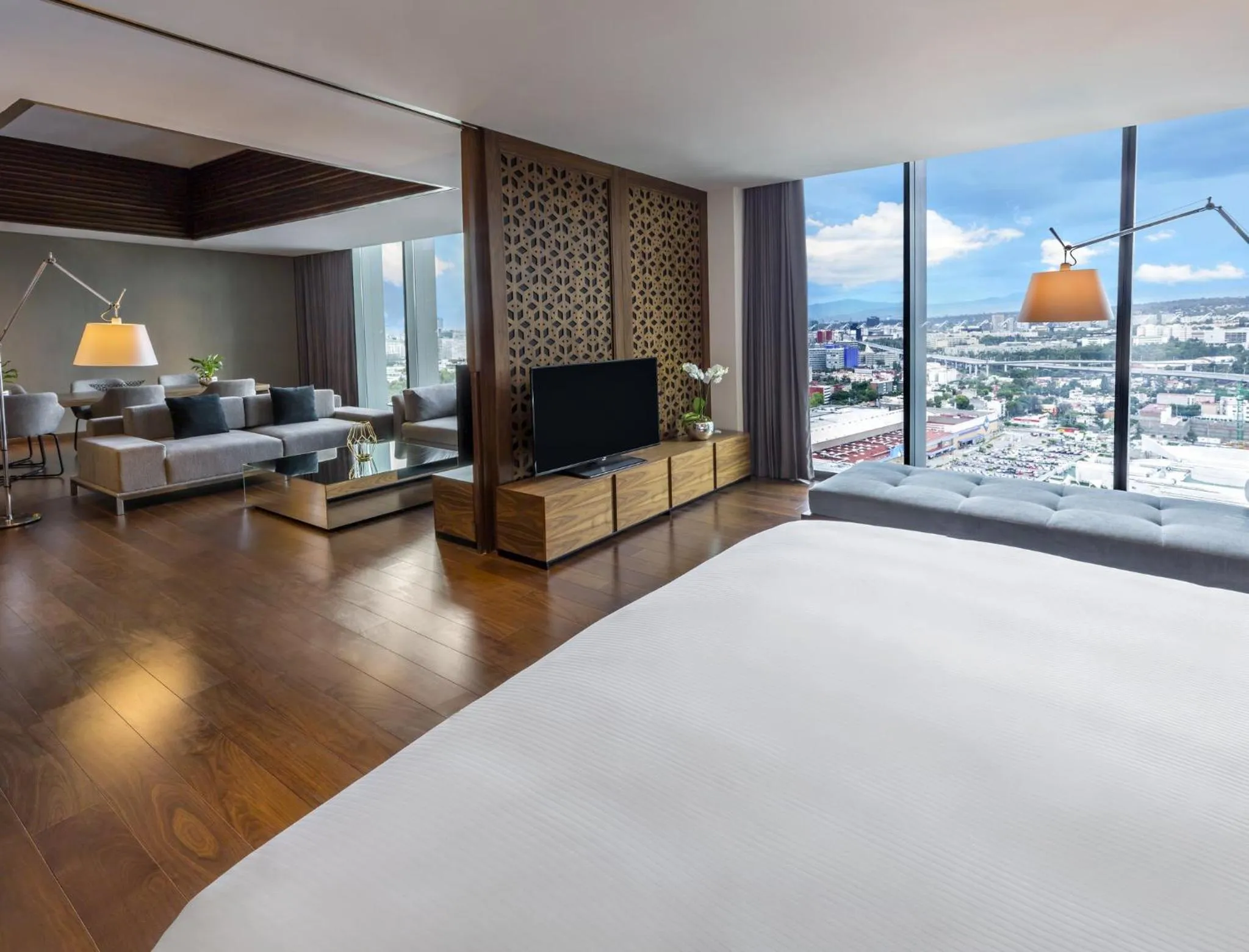 Photo of the whole room, Bed in Fiesta Americana Mexico Toreo