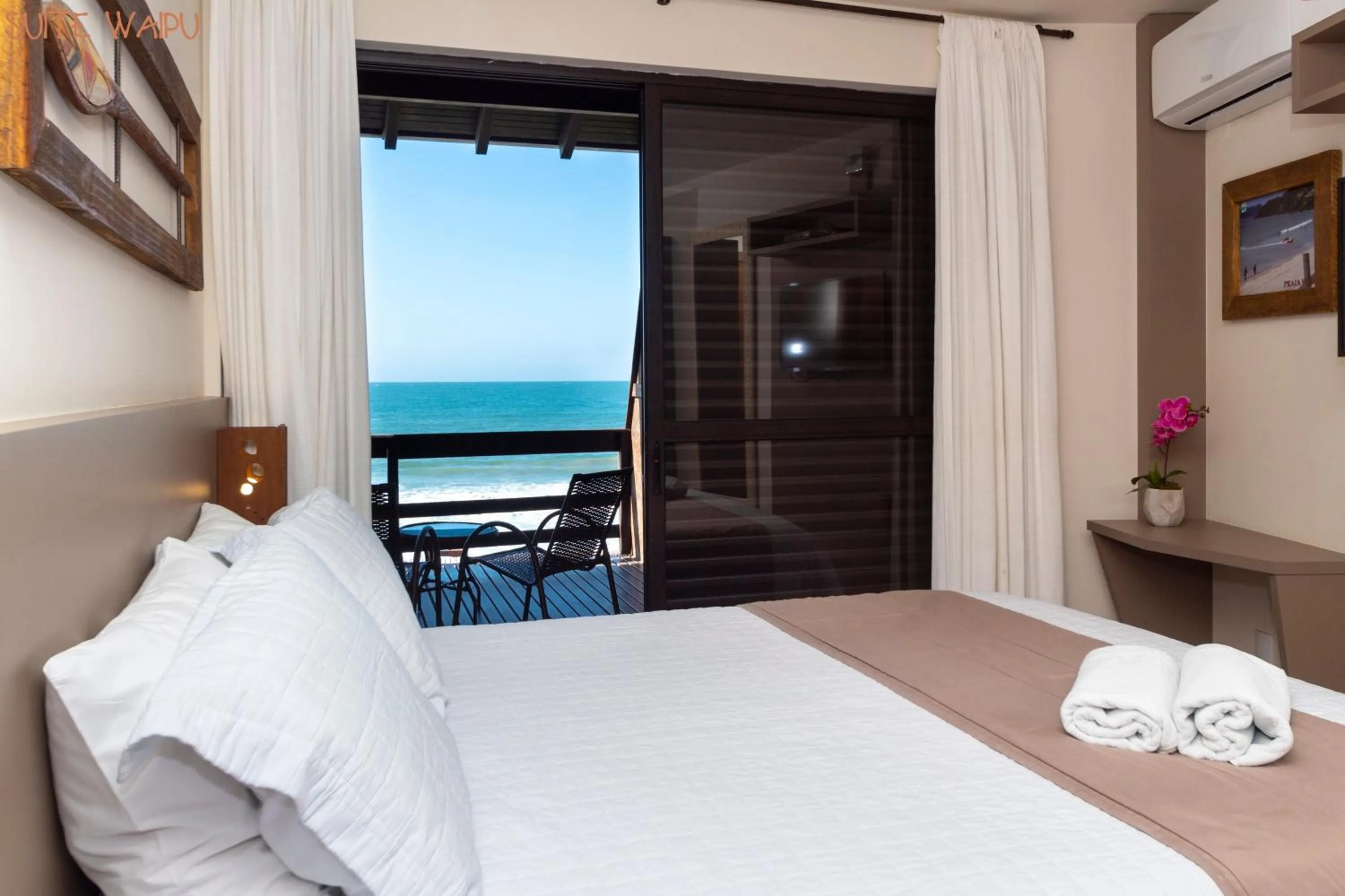 View (from property/room), Bed in Pousada Kia Ora Bombinhas