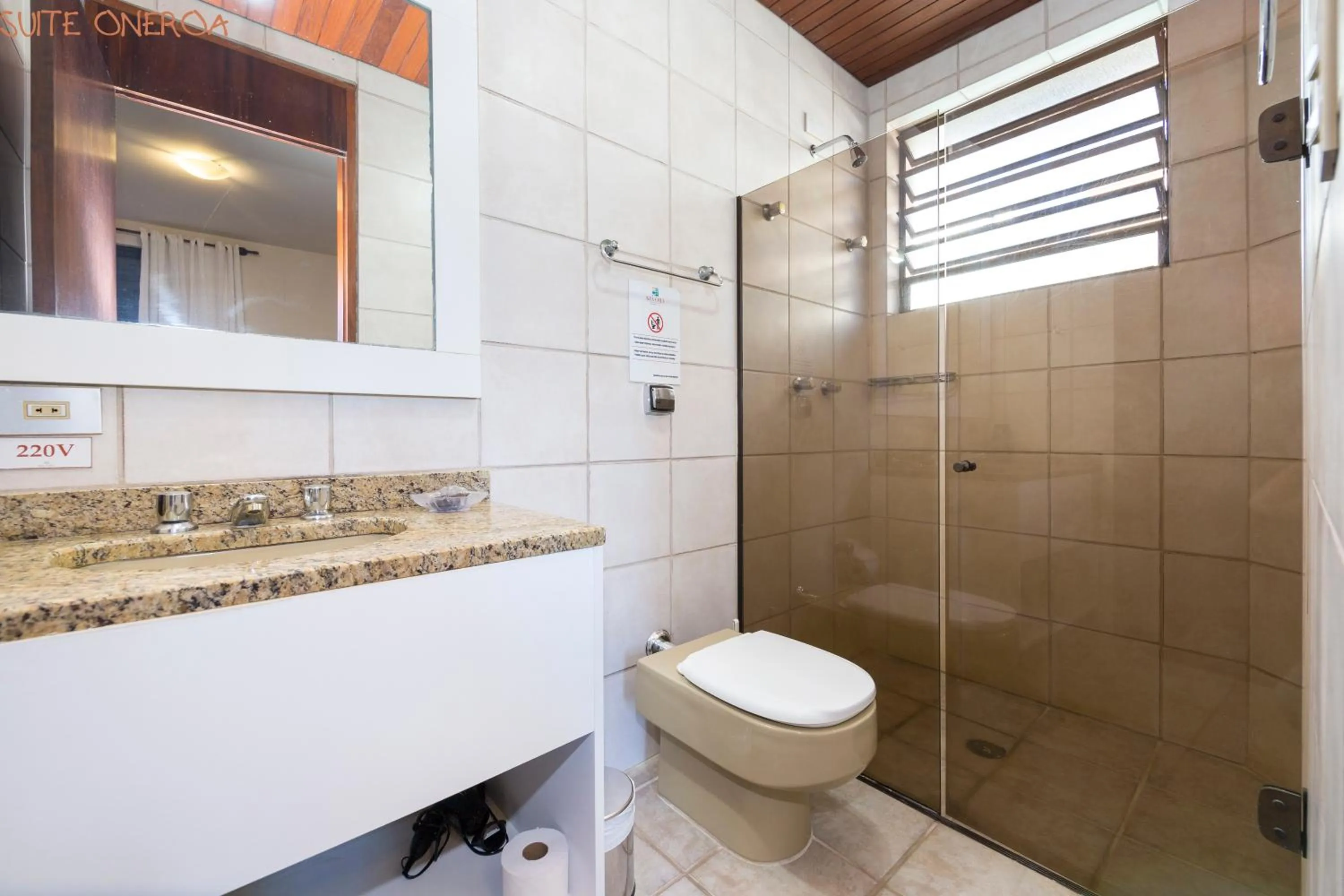 Bathroom in Pousada Kia Ora Bombinhas