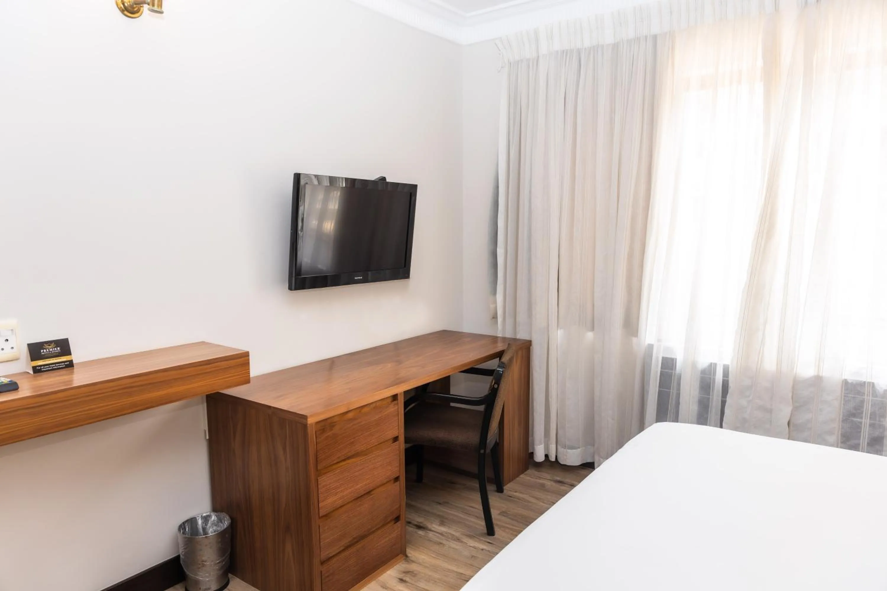 Bedroom, Bed in Premier Splendid Inn Pinetown