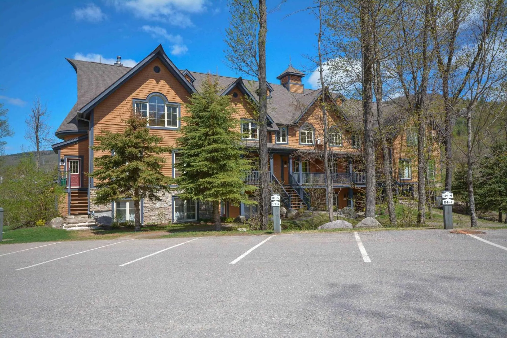 Les Manoirs by Rendez-Vous Mont-Tremblant