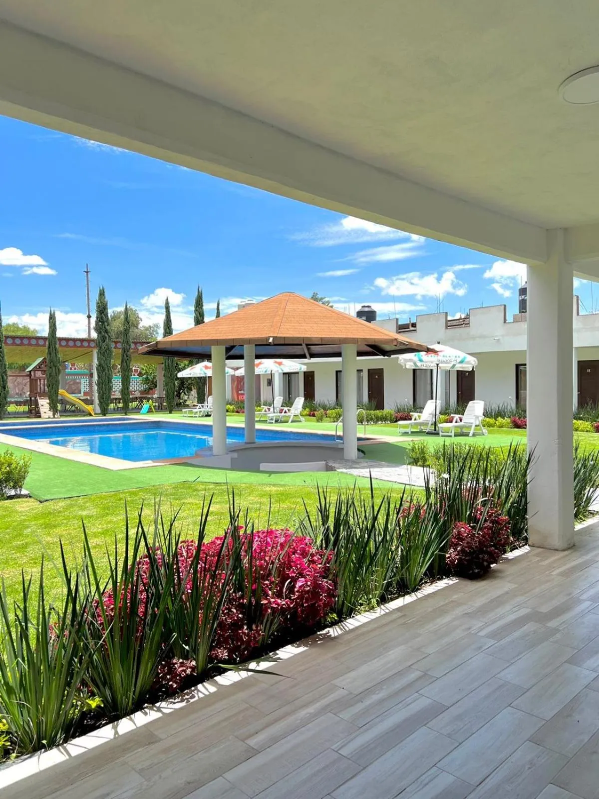 Swimming pool in Hotel El Jaguar