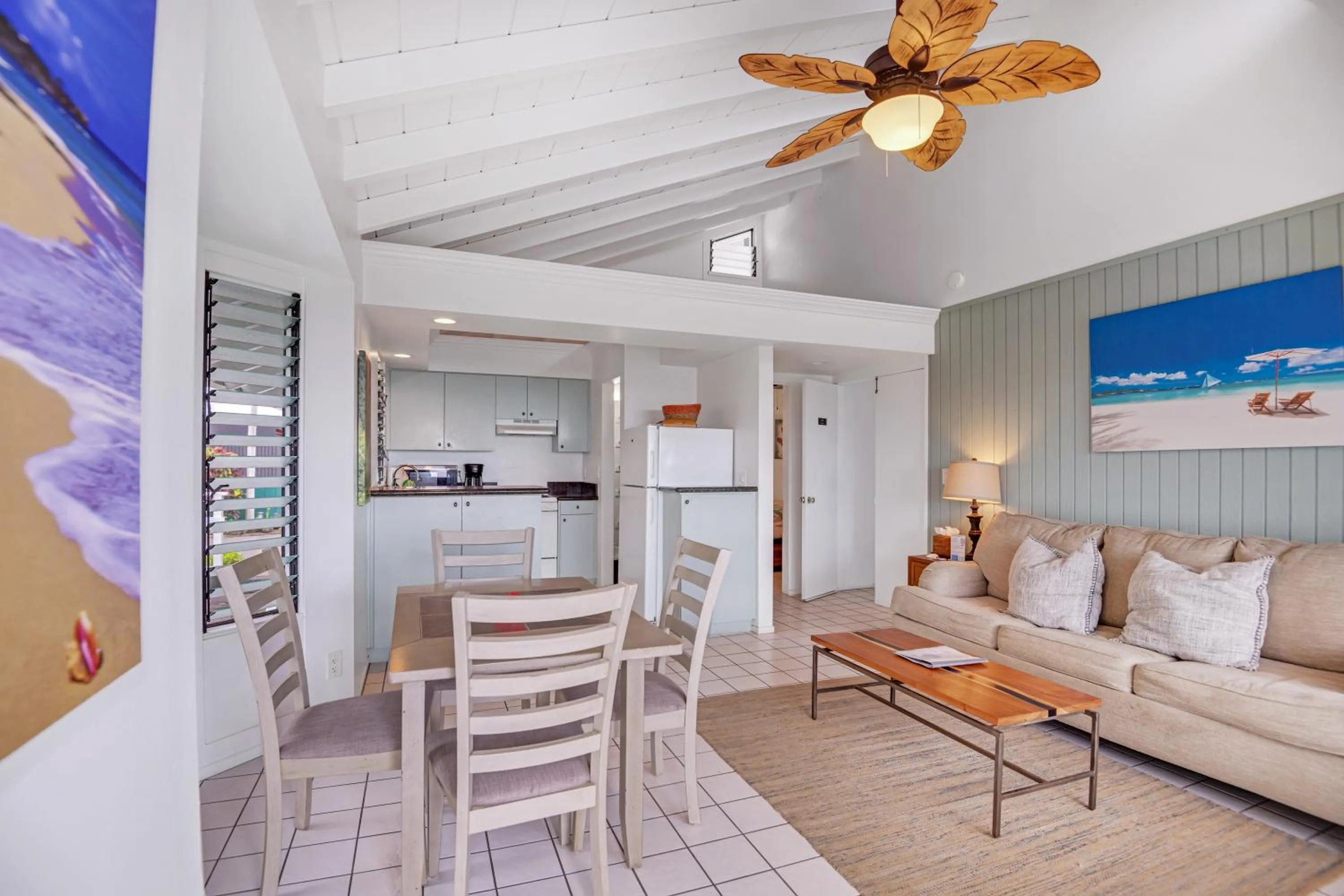 Photo of the whole room in Big Island Retreat - No Resort Fees