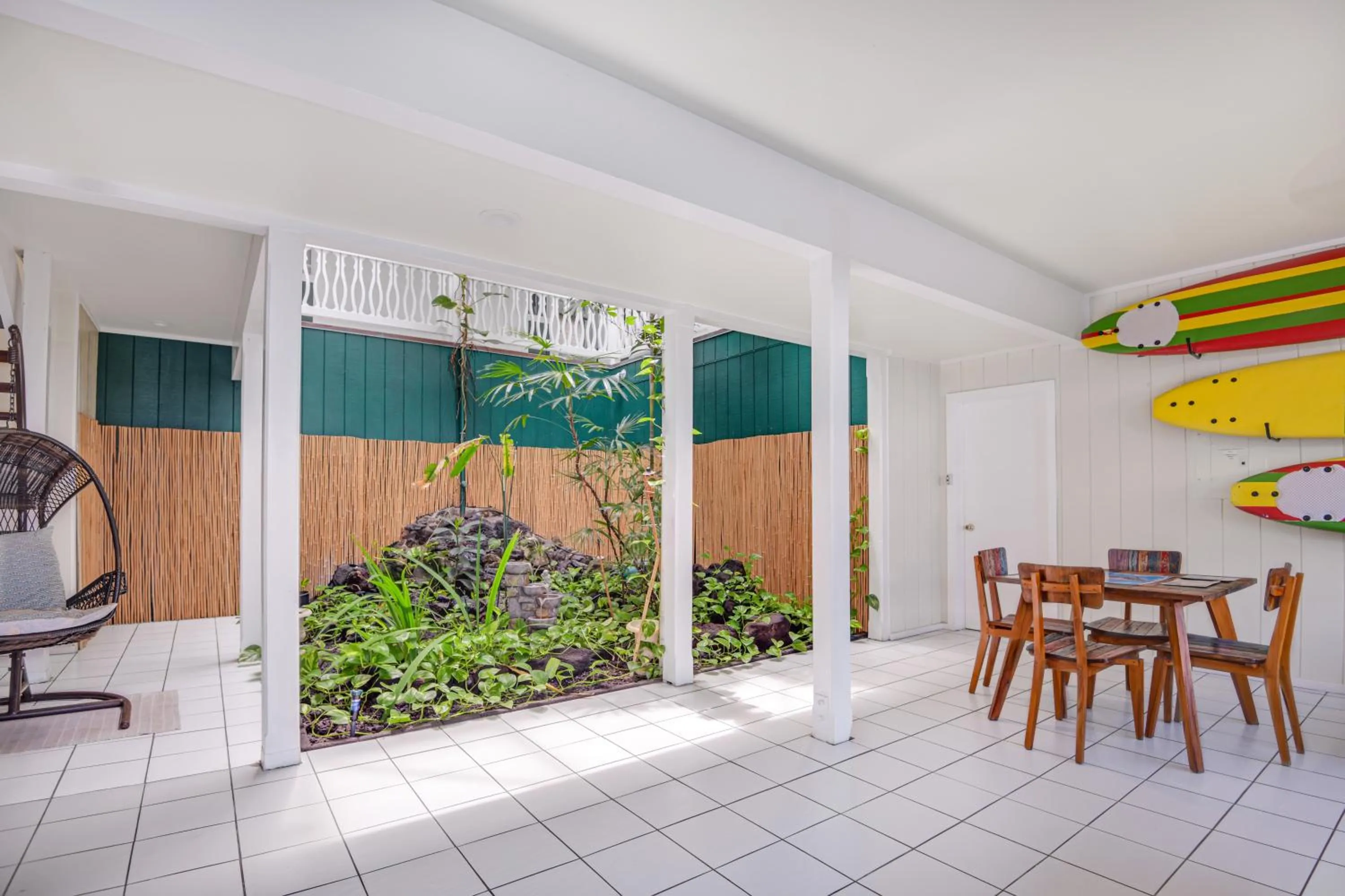 Garden in Big Island Retreat - No Resort Fees