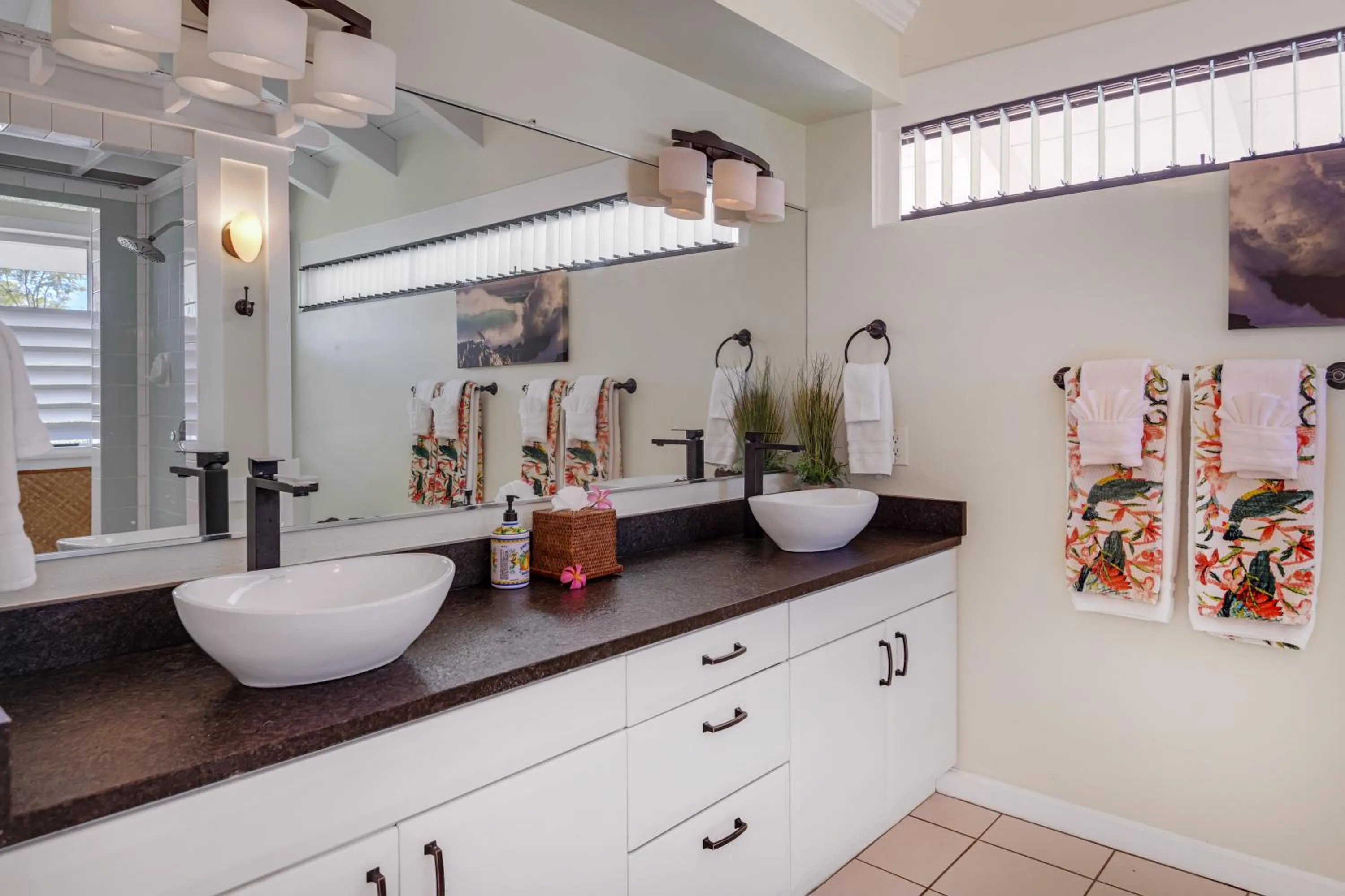 Bathroom in Big Island Retreat - No Resort Fees