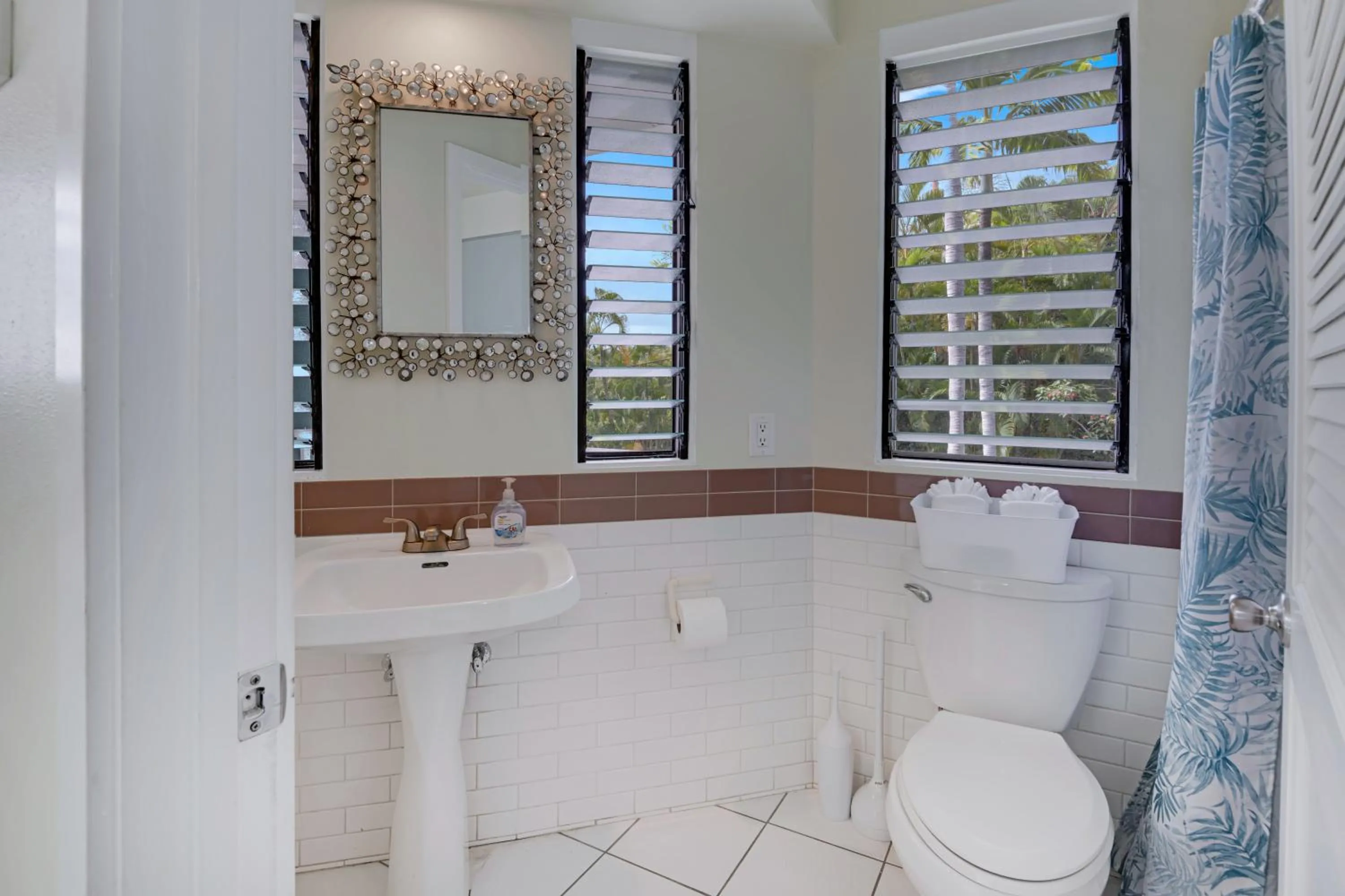 Shower in Big Island Retreat - No Resort Fees