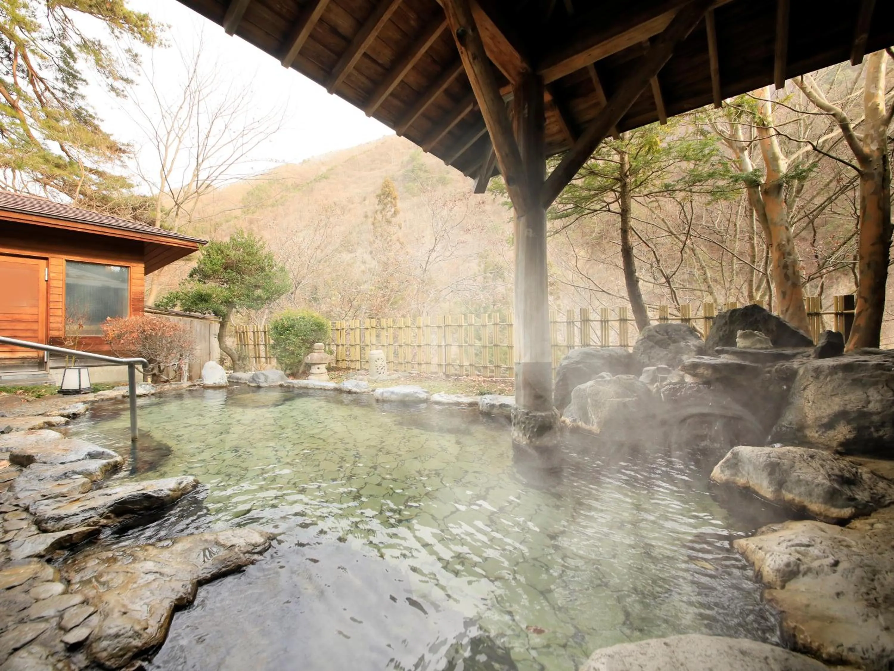 Hot Spring Bath in Ginshotei Awashima