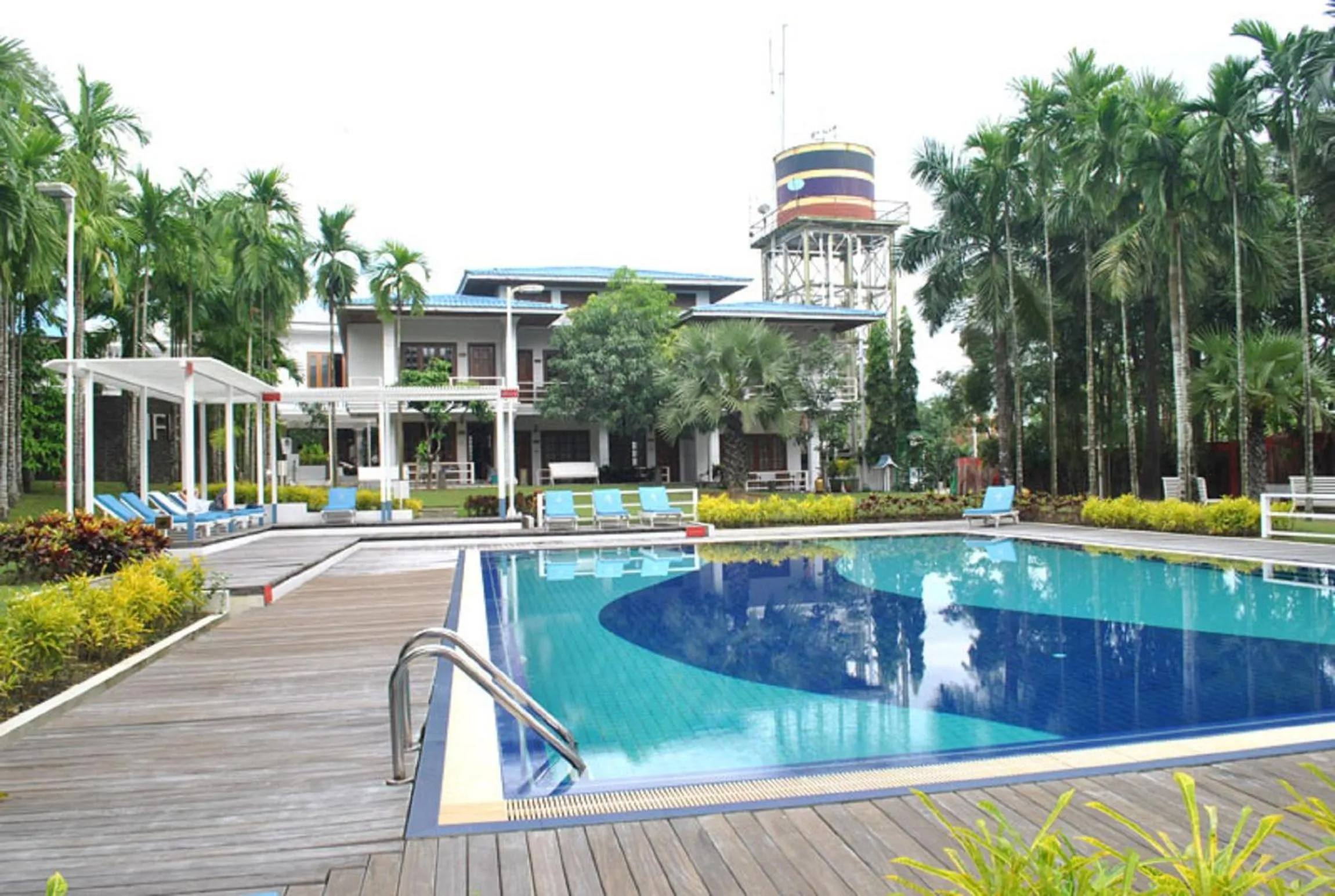 Day in Myanmar Life Hotel