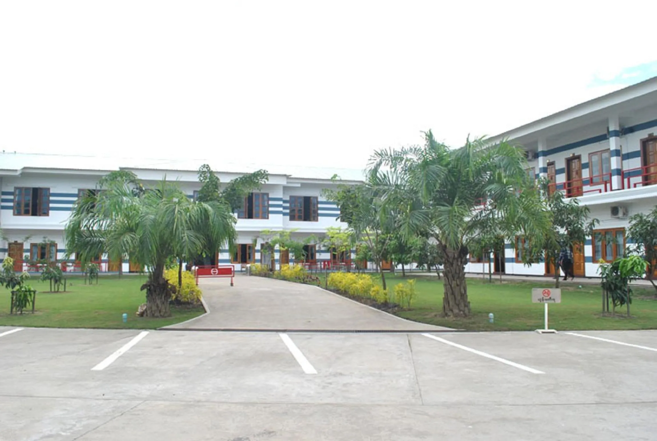 Property building in Myanmar Life Hotel