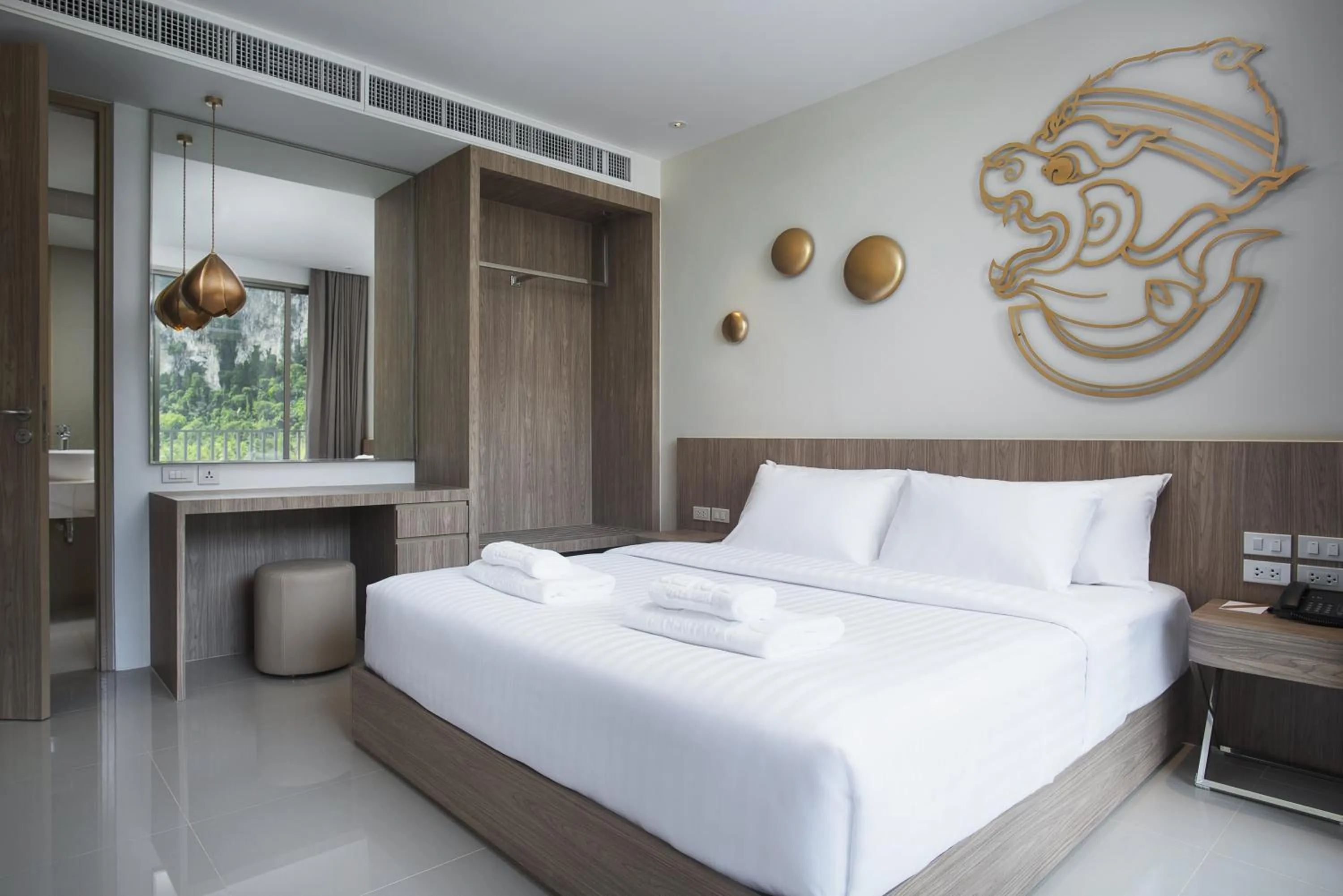 Photo of the whole room, Bed in Centara Life Phu Pano Krabi