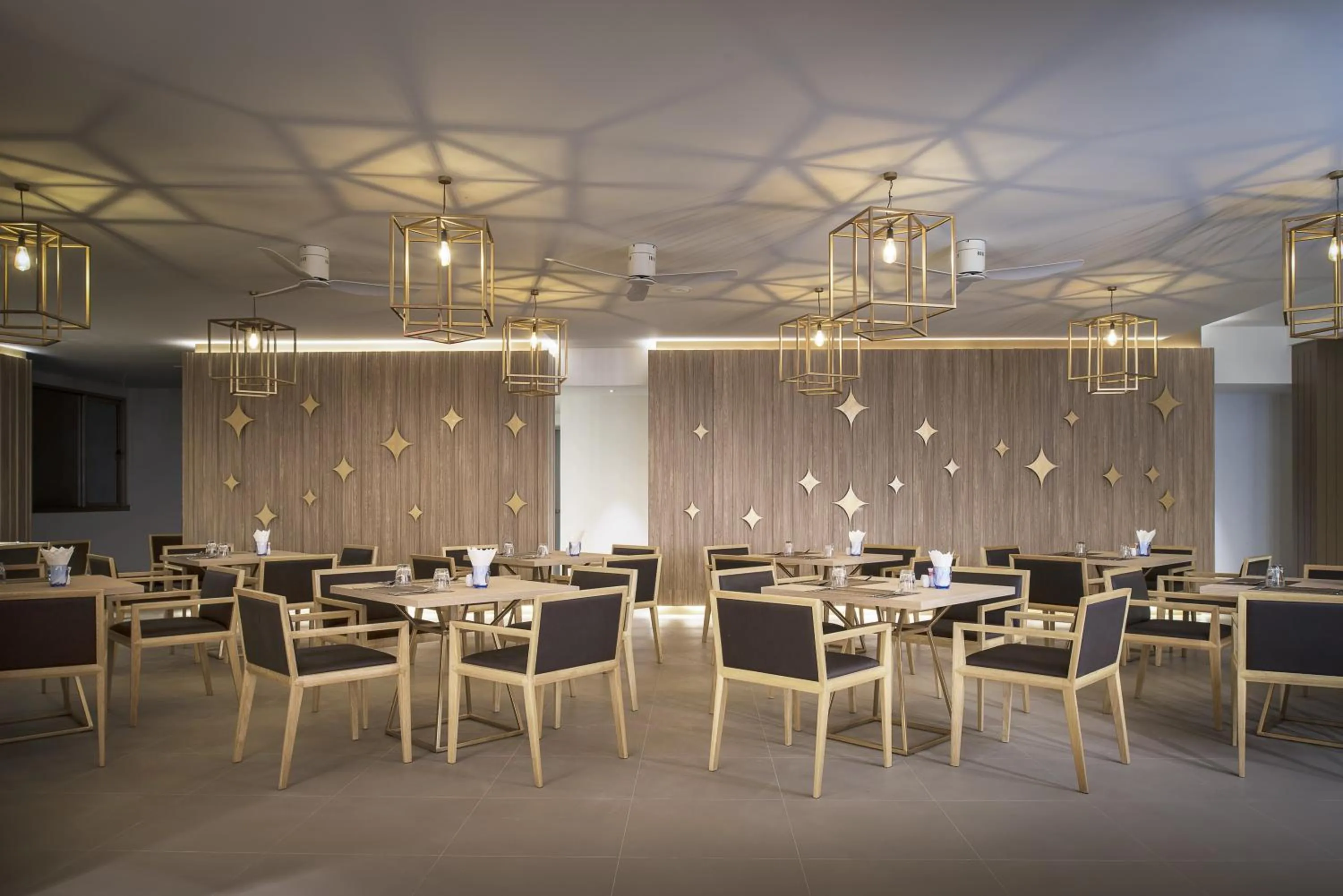 Restaurant/places to eat in Centara Life Phu Pano Krabi