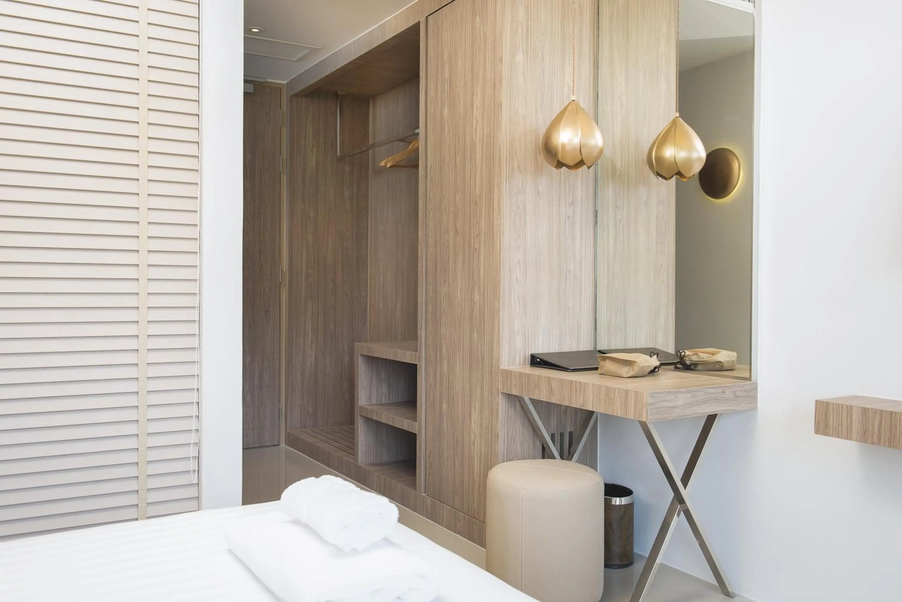 Bedroom, Bed in Centara Life Phu Pano Krabi